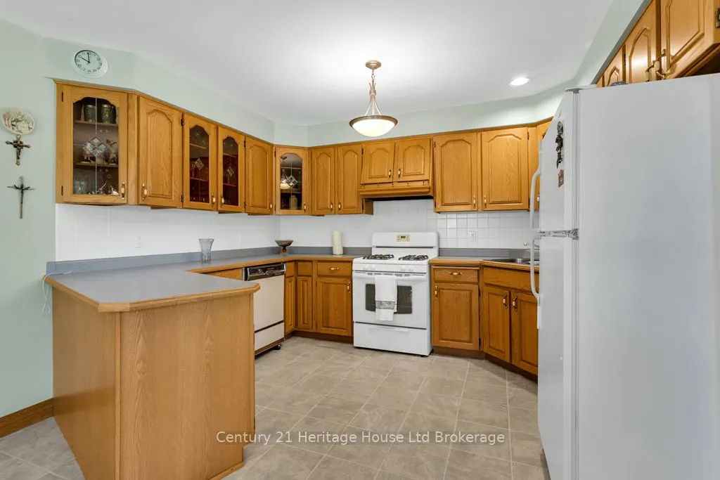 5 Thomas Avenue