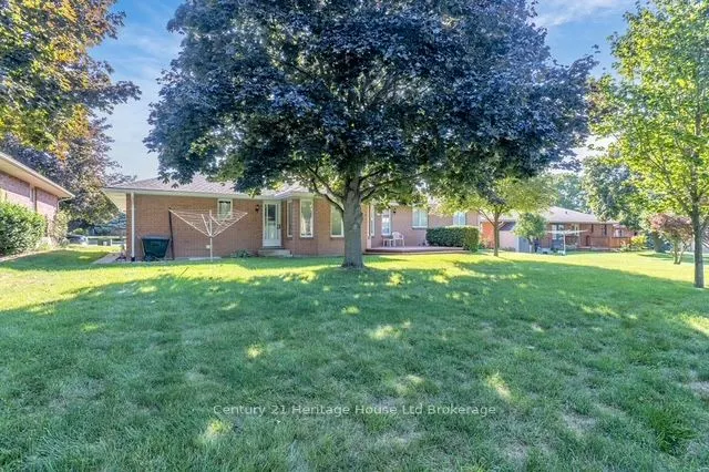 5 Thomas Avenue