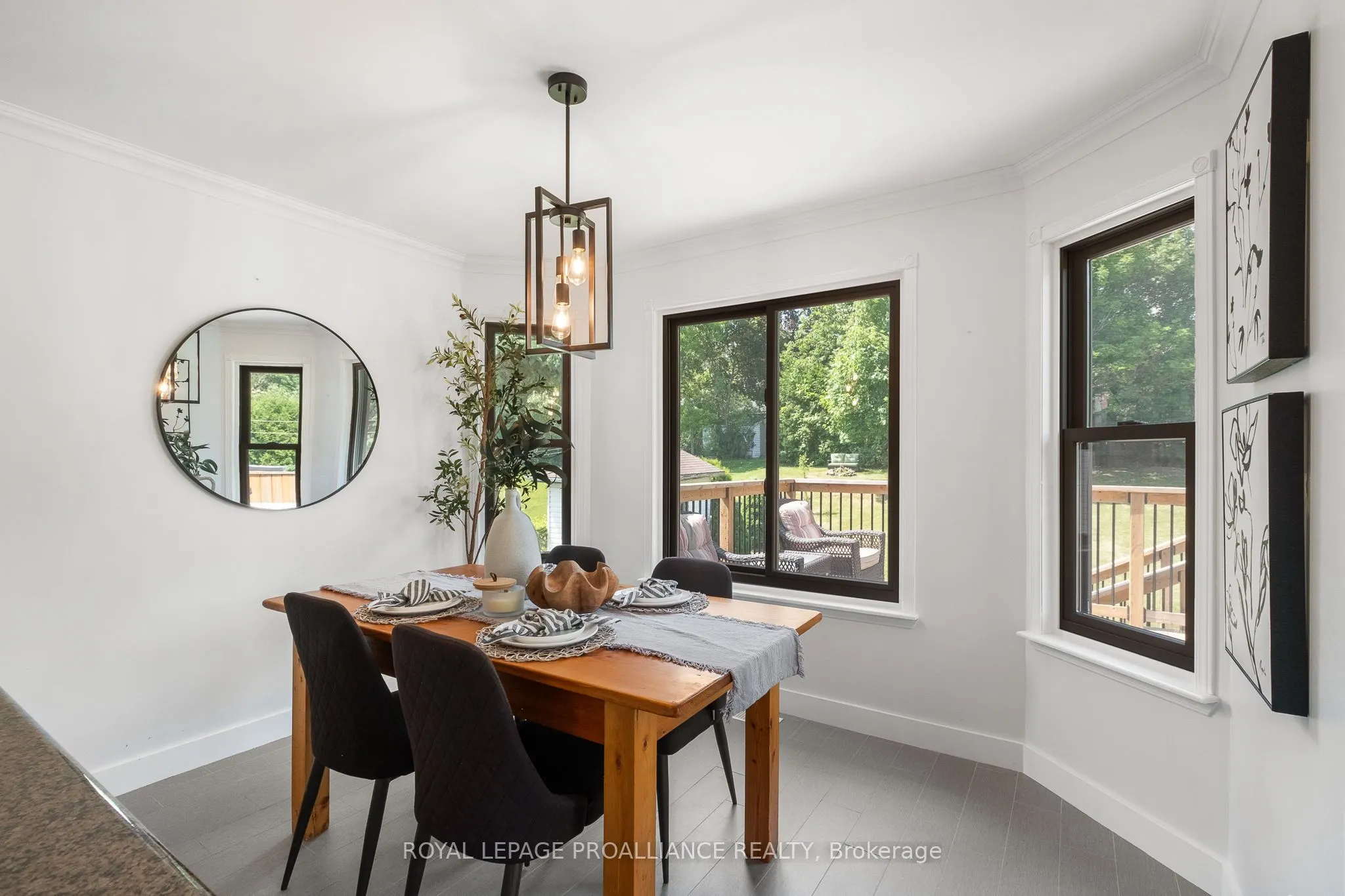 10 Lenore Avenue