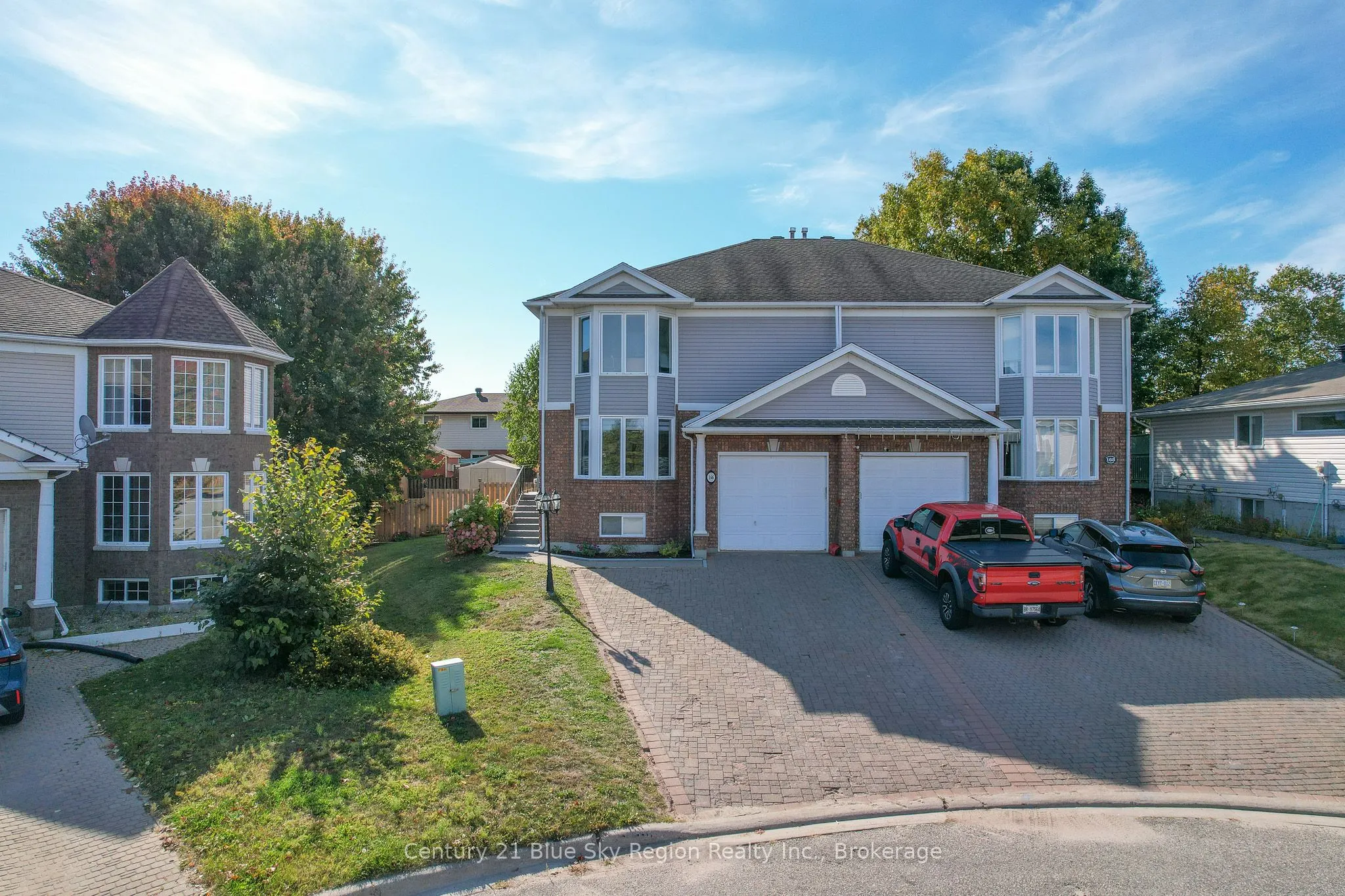 166 Cloverbrae Crescent