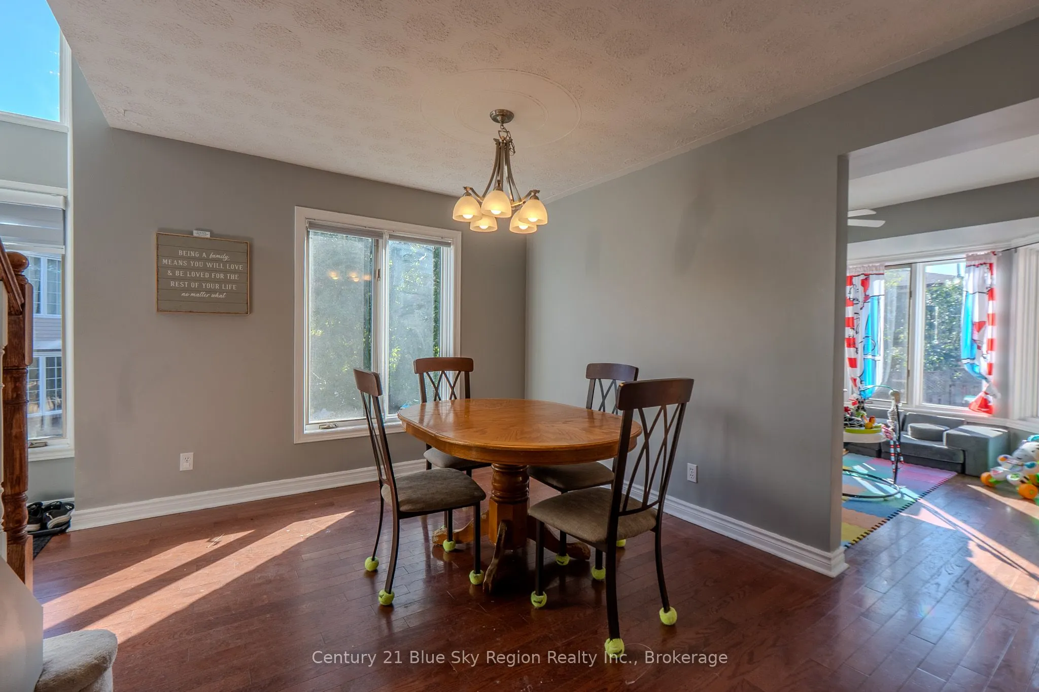 166 Cloverbrae Crescent