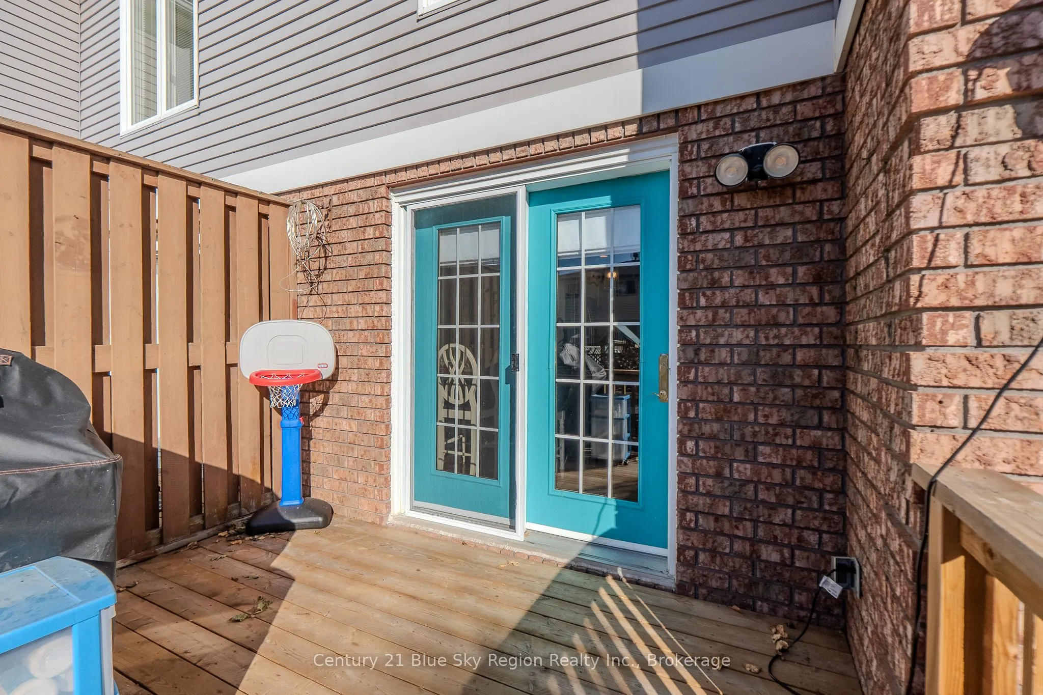166 Cloverbrae Crescent