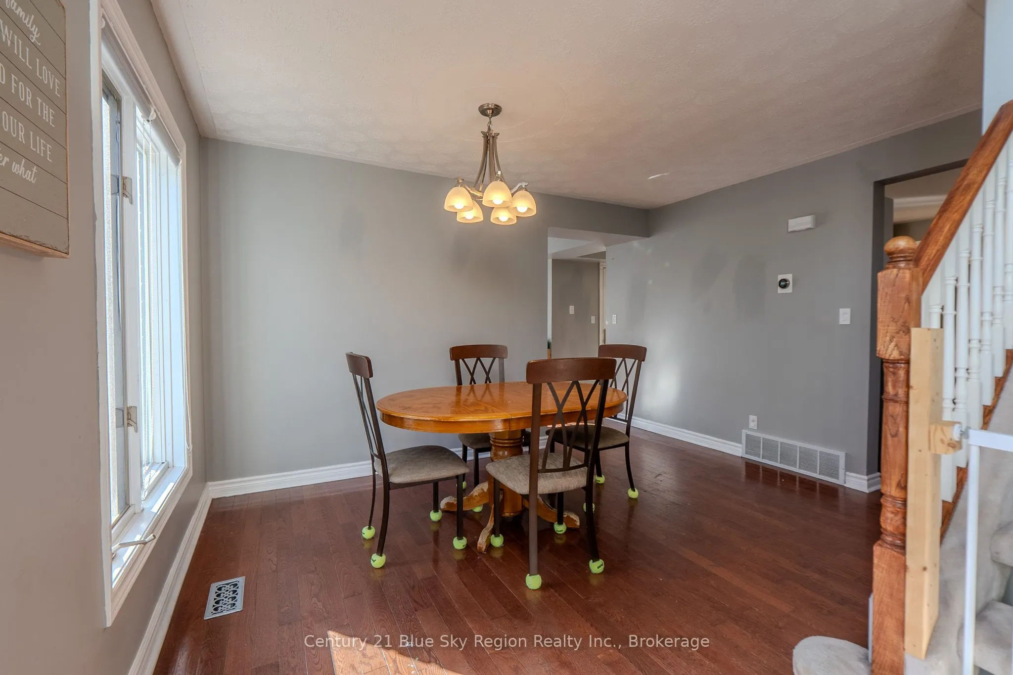166 Cloverbrae Crescent