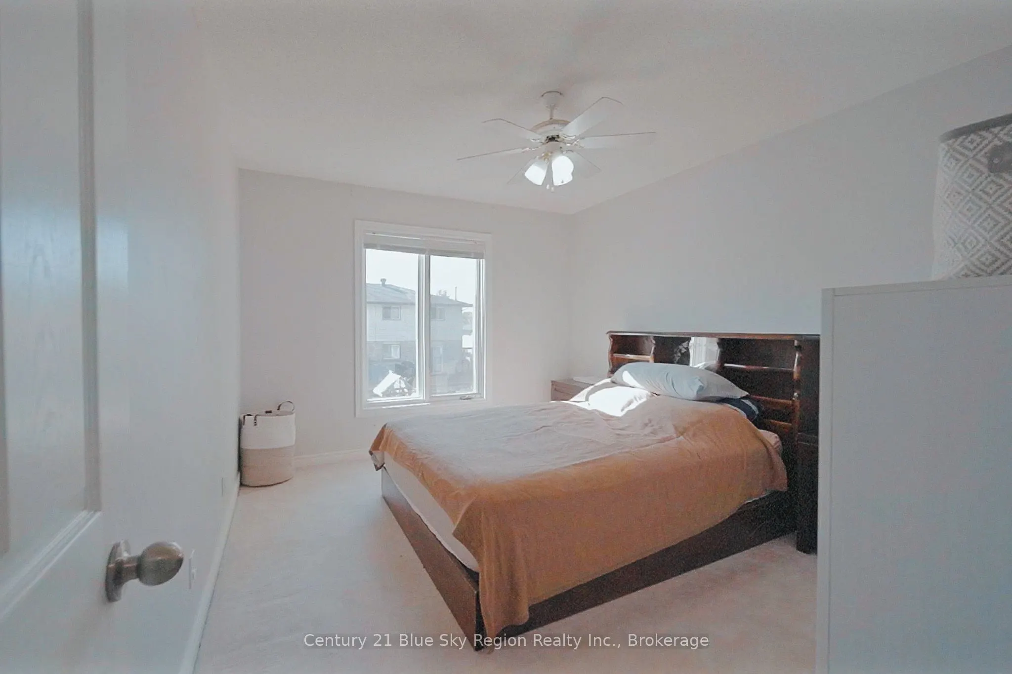 166 Cloverbrae Crescent