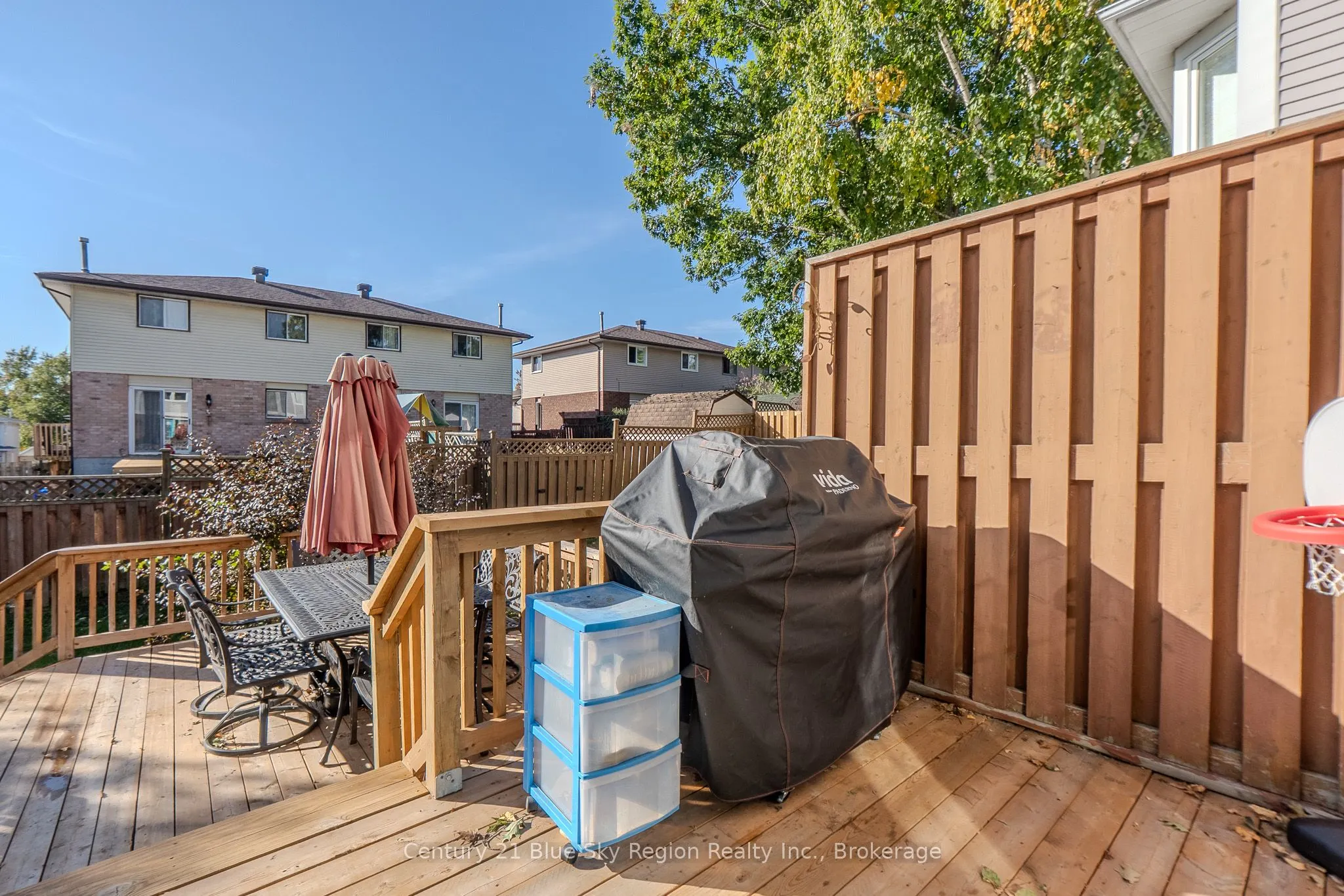 166 Cloverbrae Crescent