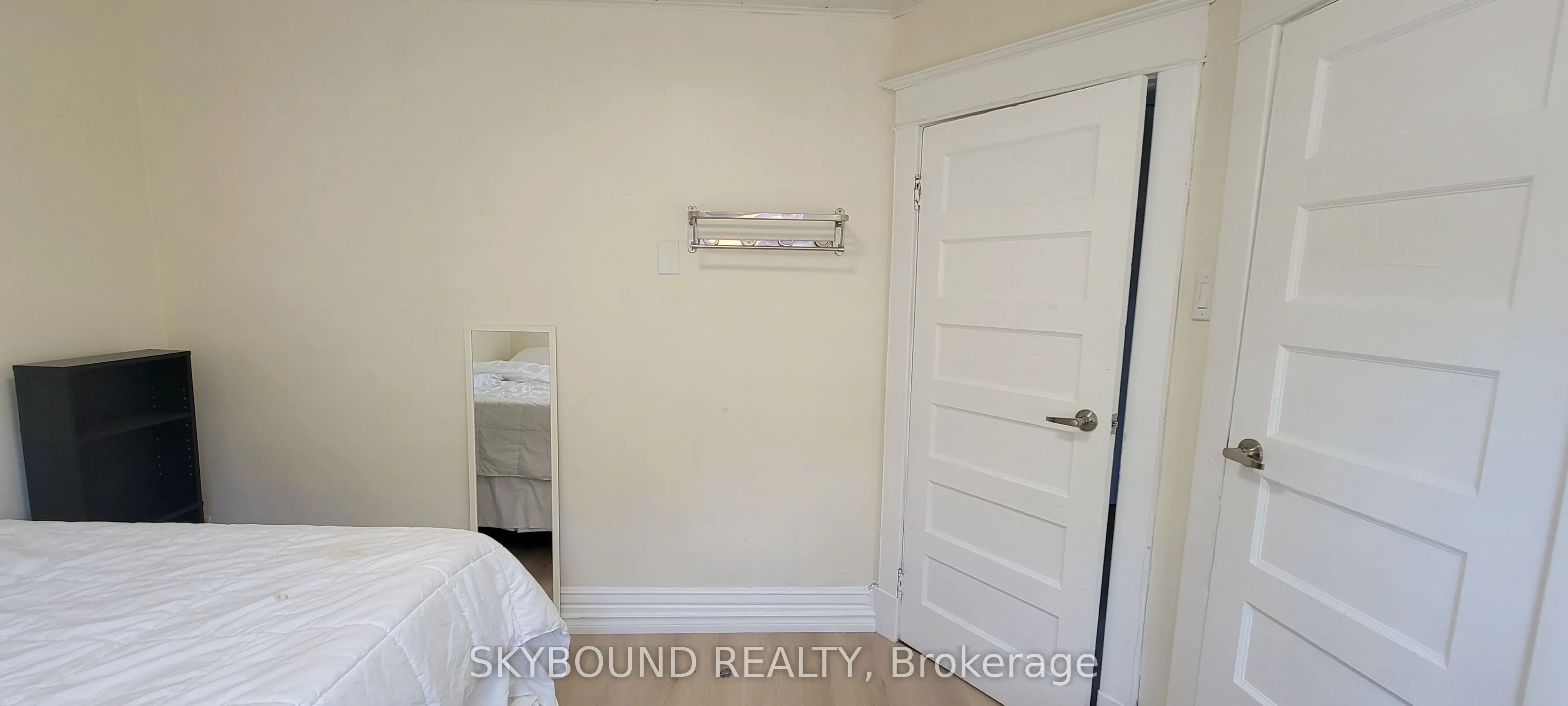 4869 Second Avenue, #ROOM
