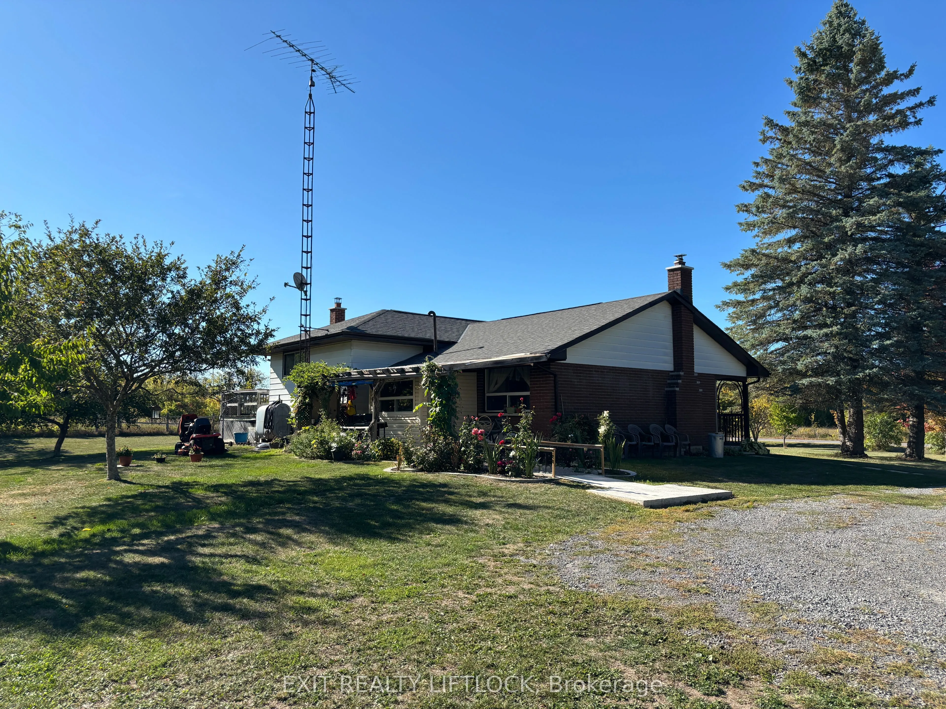 2725 Dummer Asphodel Road