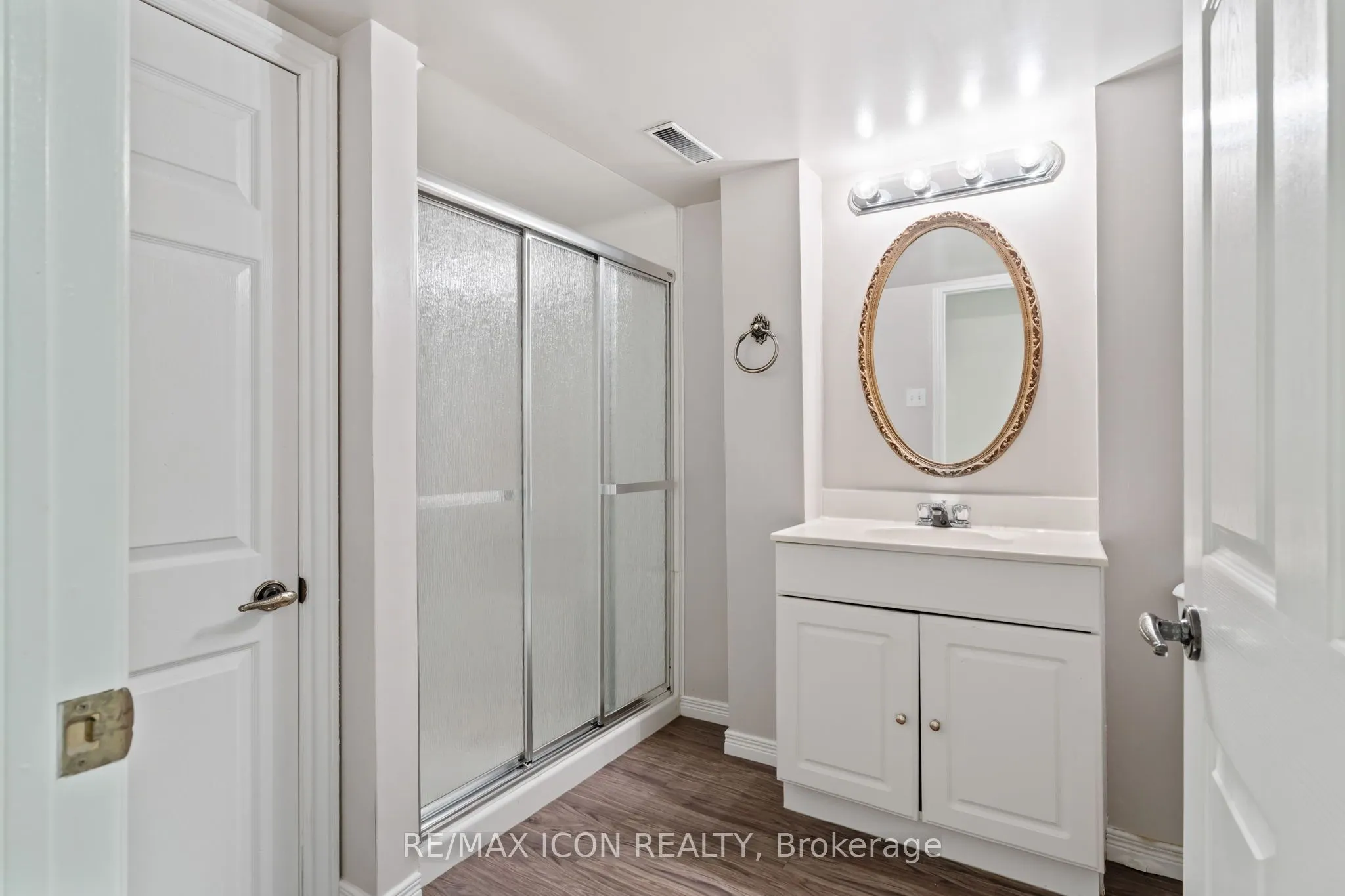 65 Fiddlers Green Road, #1