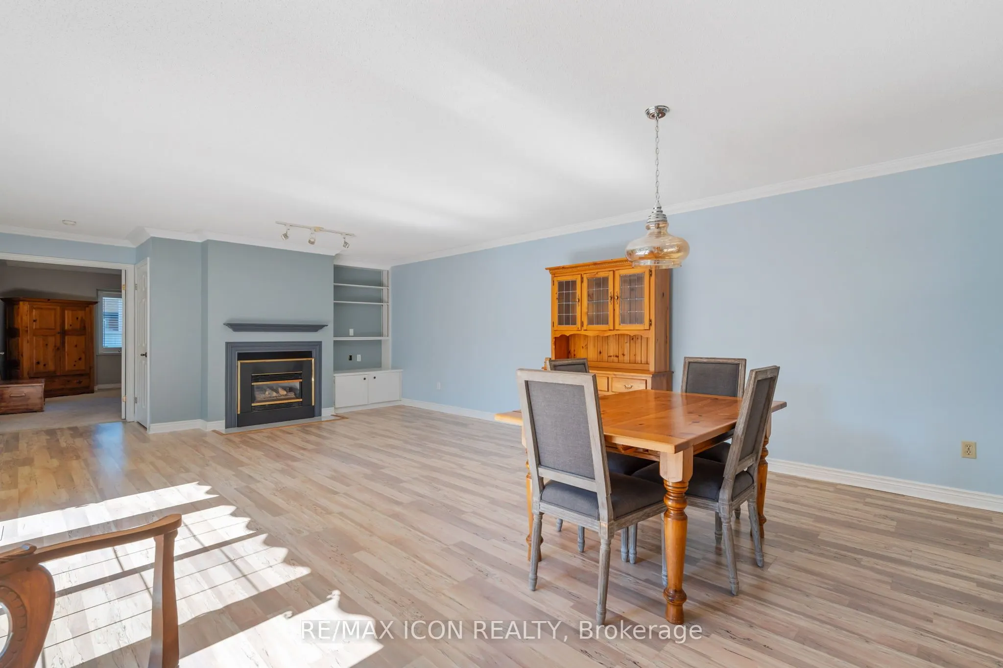 65 Fiddlers Green Road, #1