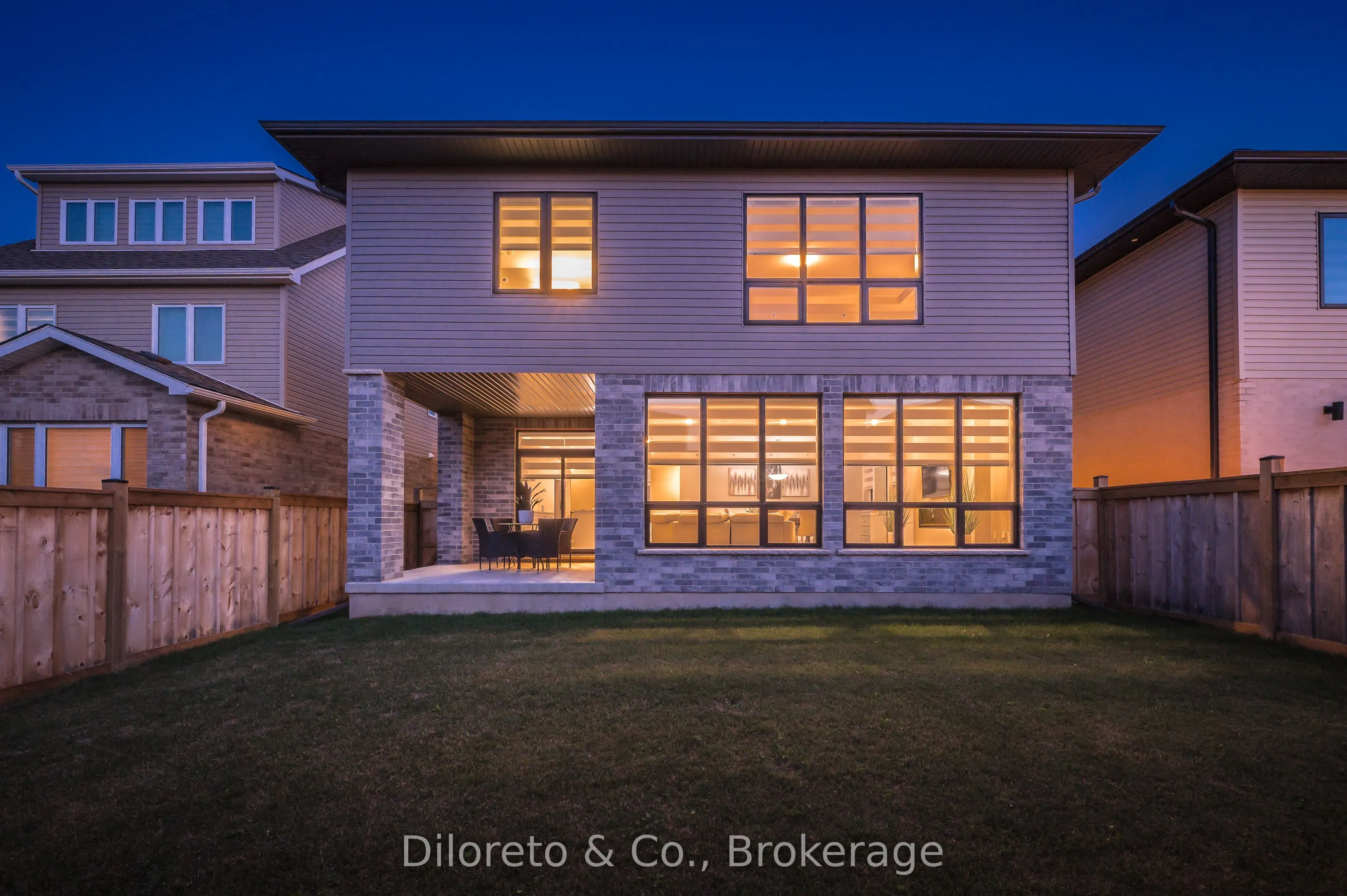 8 Ryder Avenue