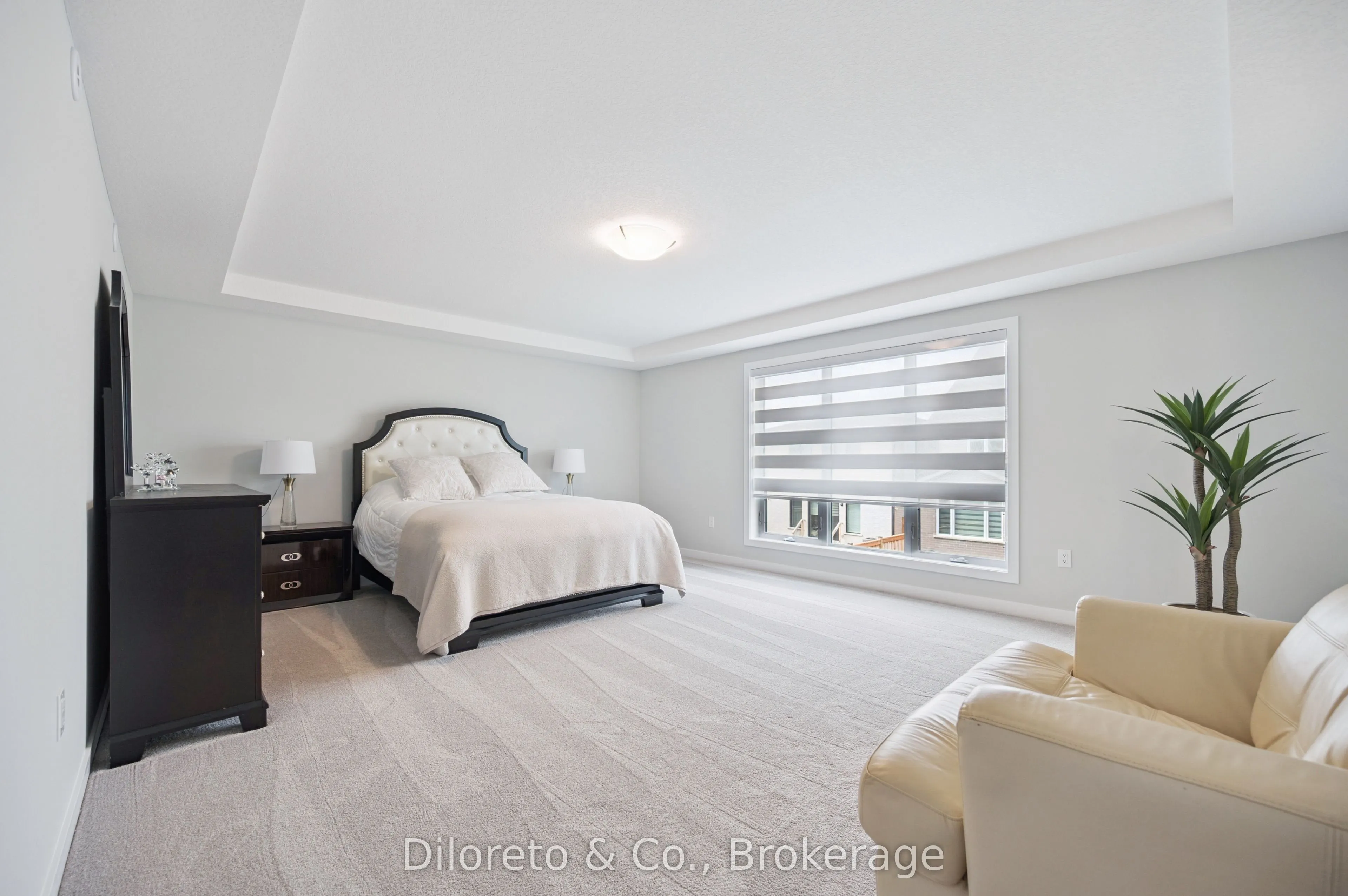 8 Ryder Avenue