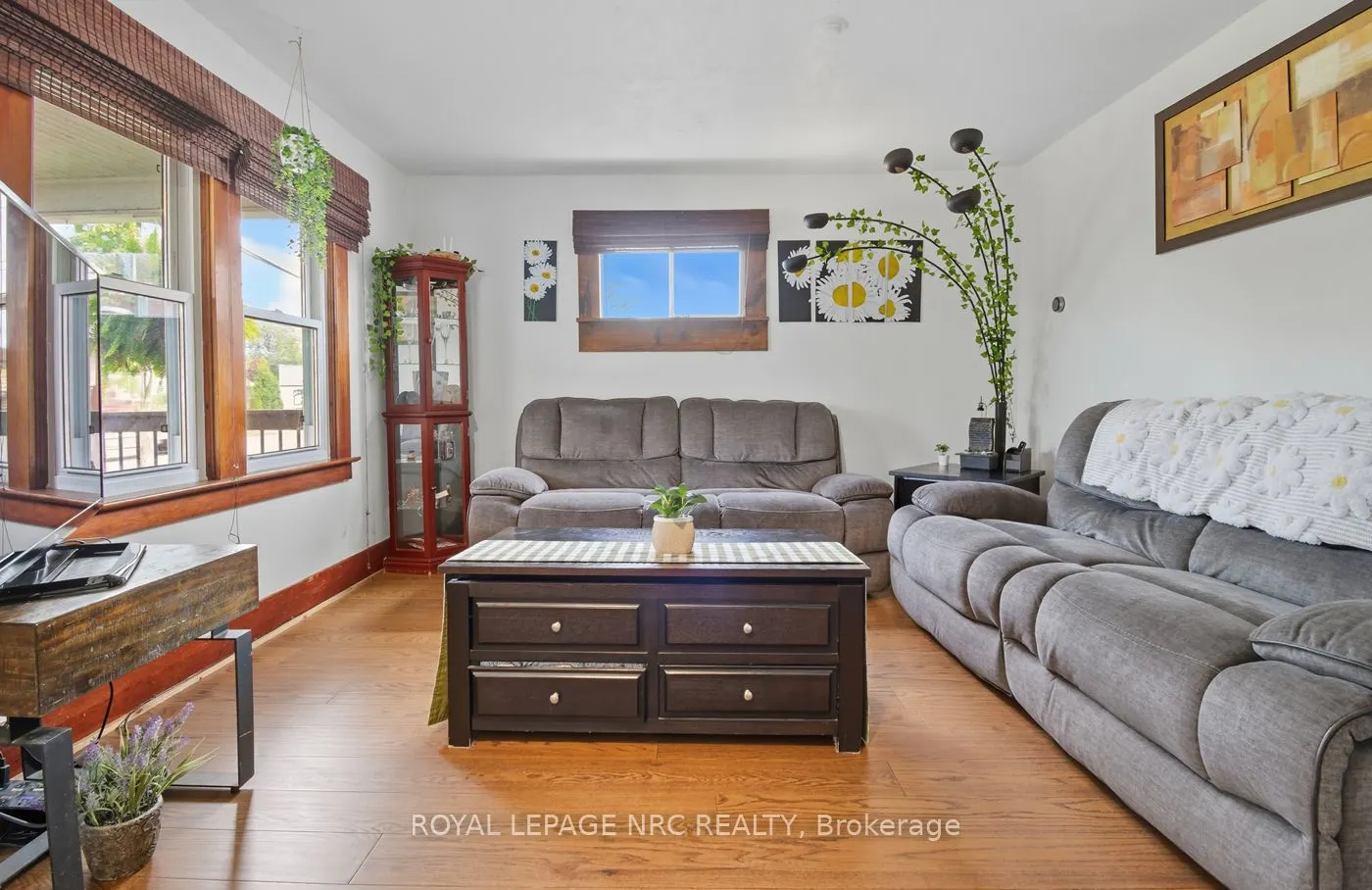 508 Main Street W