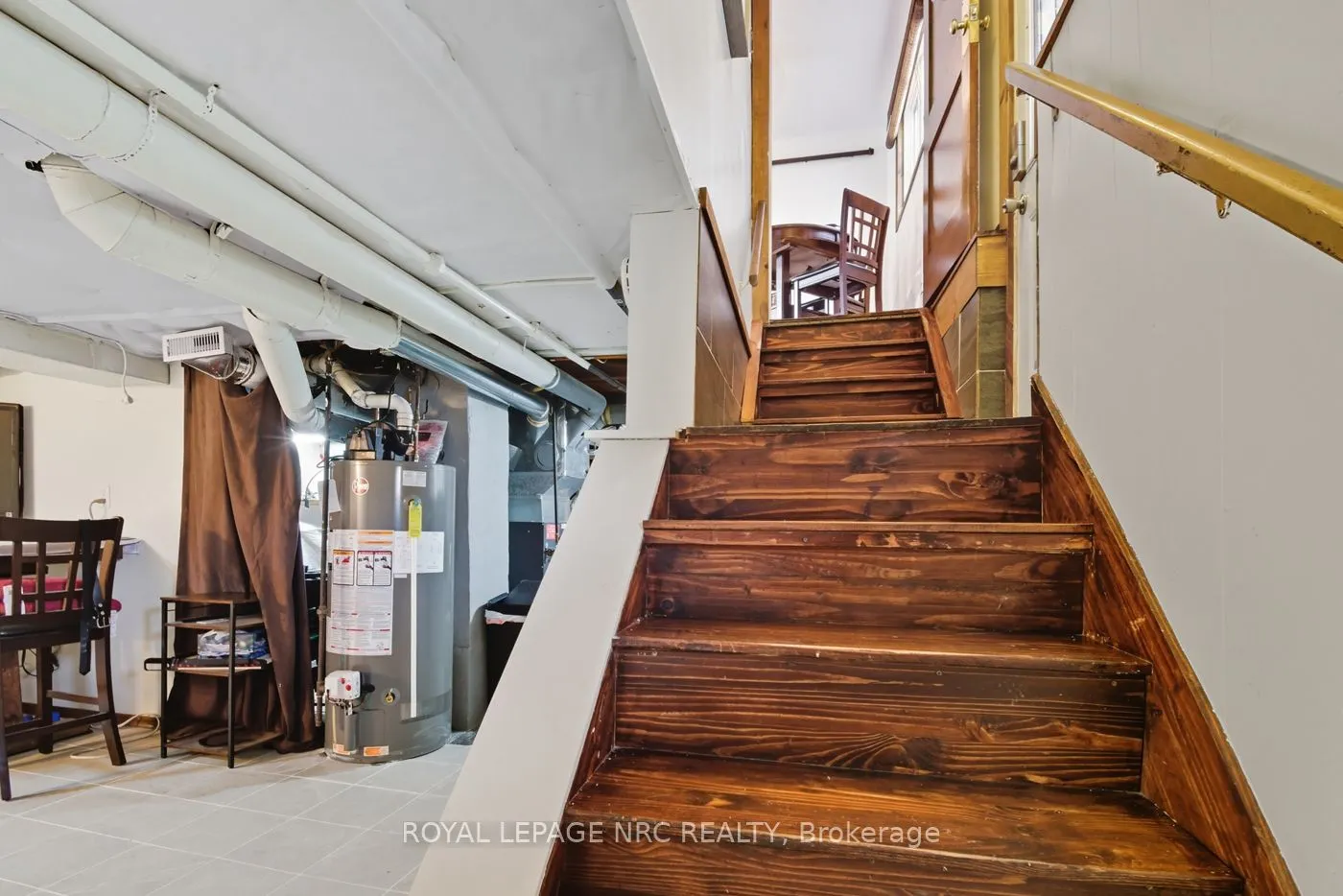 508 Main Street W