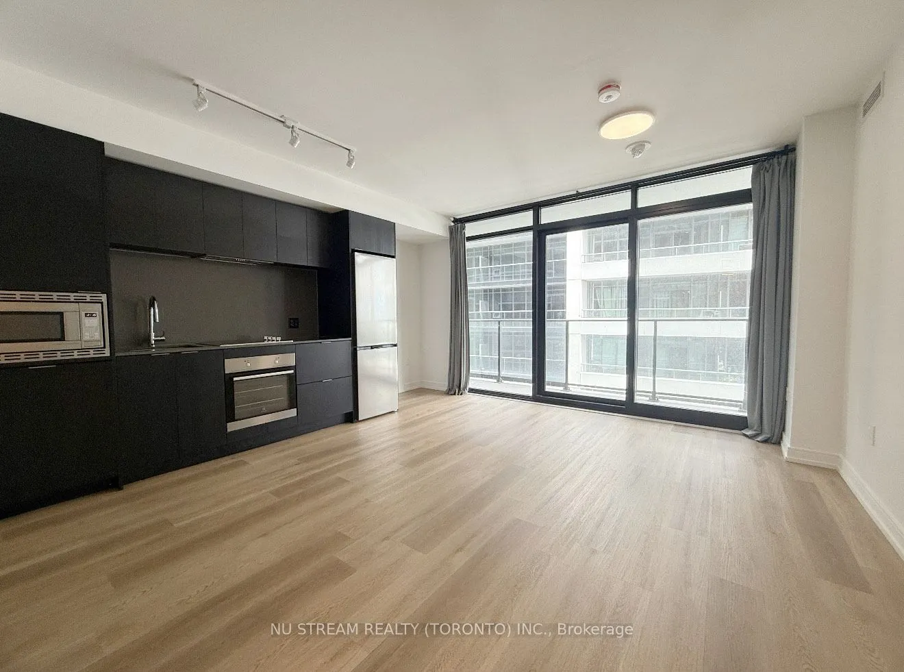 1 Jarvis Street, #1119