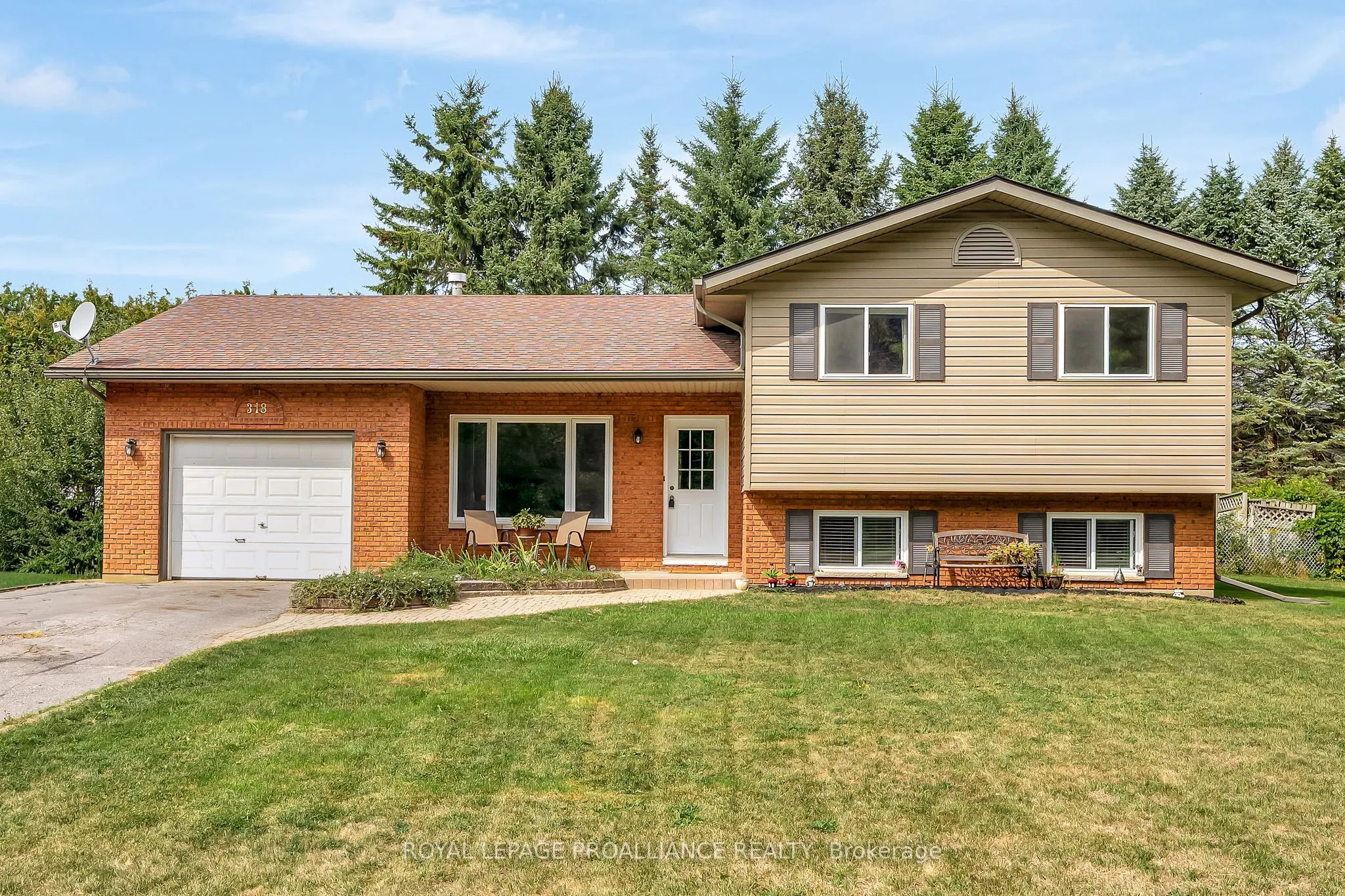 318 Raglan Street