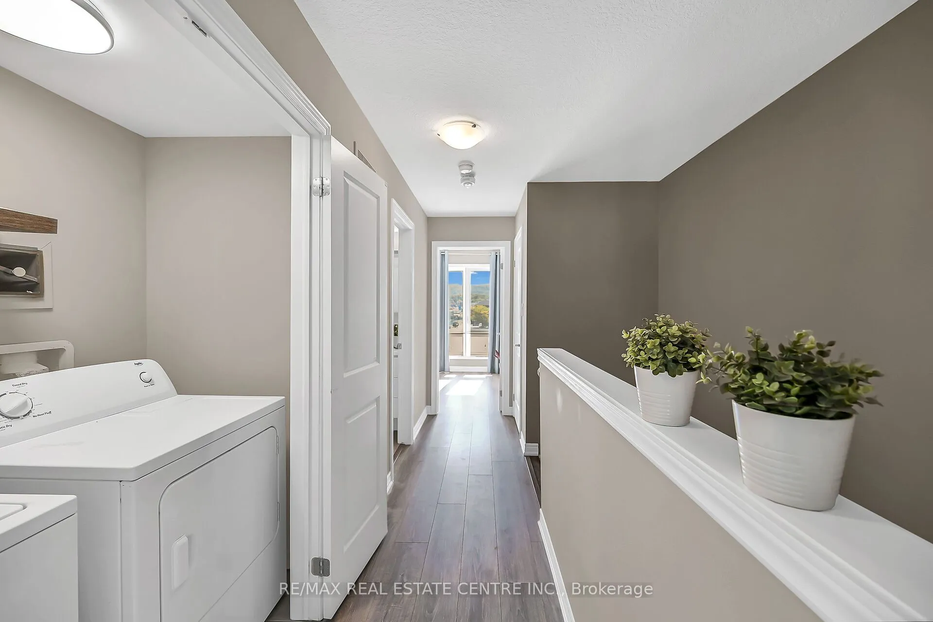 61 Esplanade Lane, #10