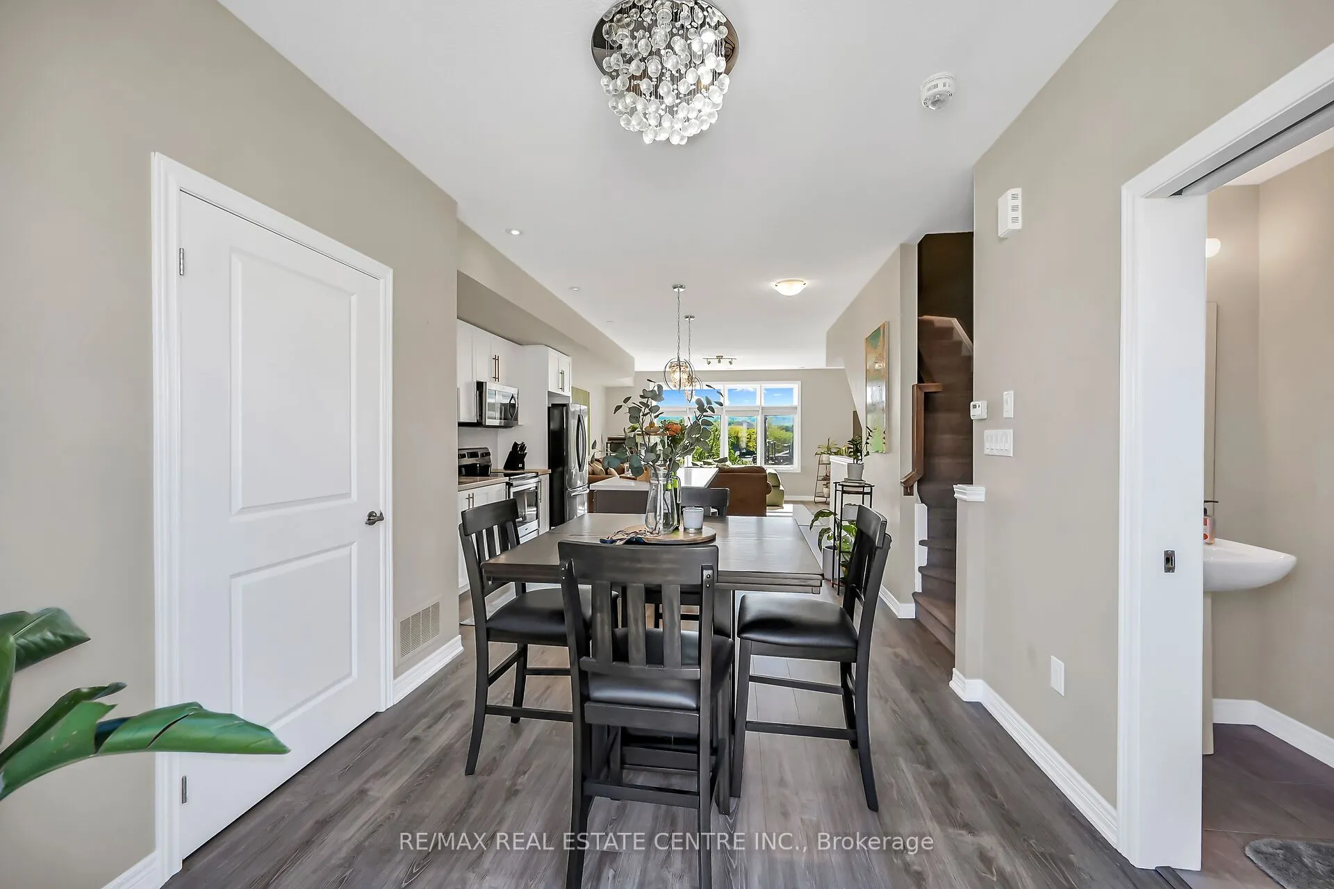 61 Esplanade Lane, #10