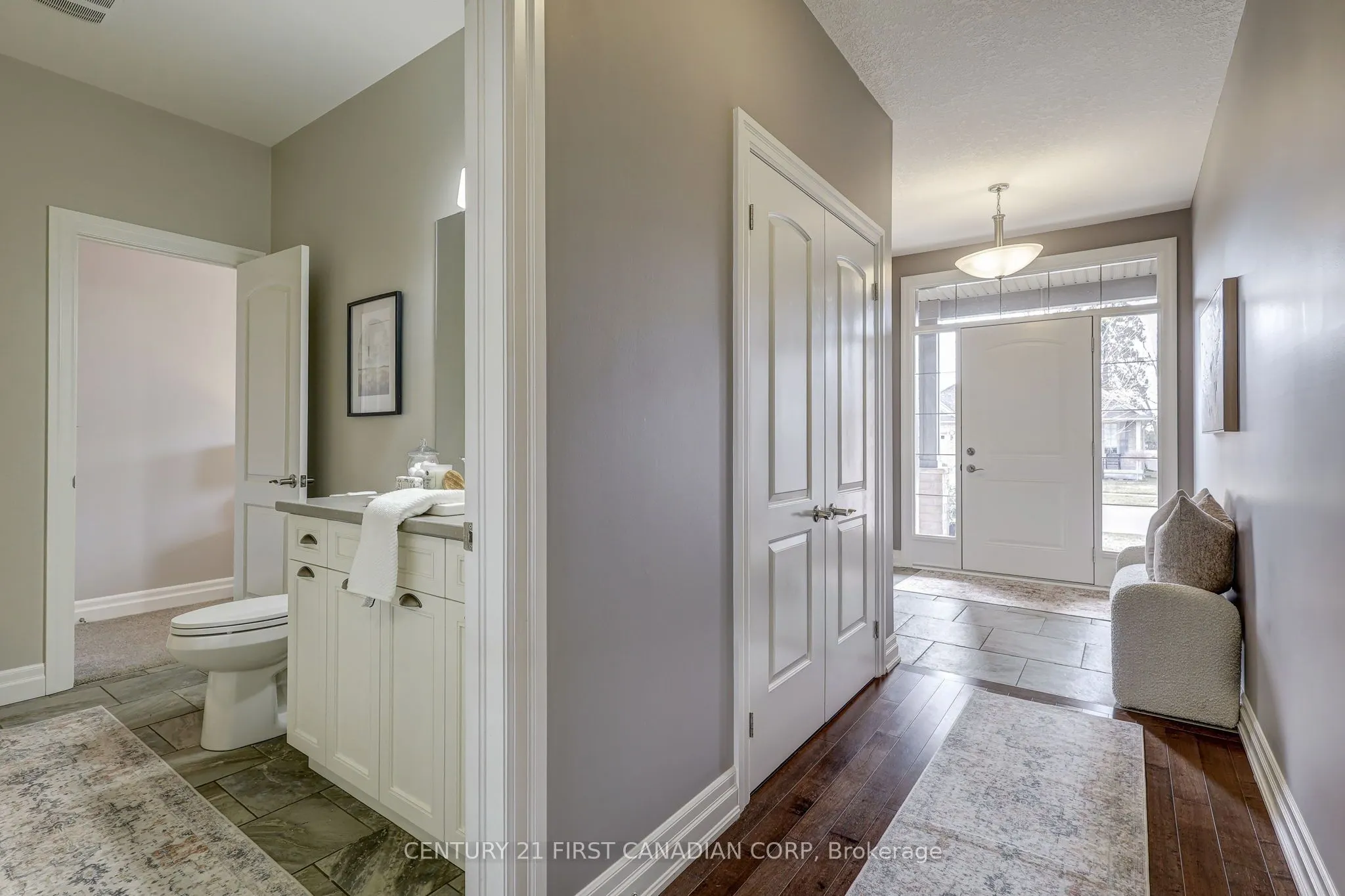 696 BENNETT Crescent