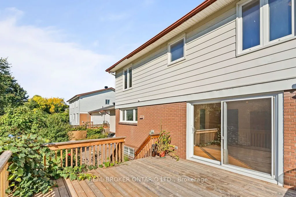 99 Queensline Drive