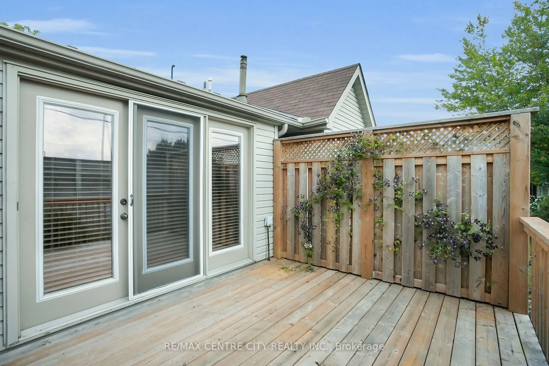 875 Thistledown Way, #25