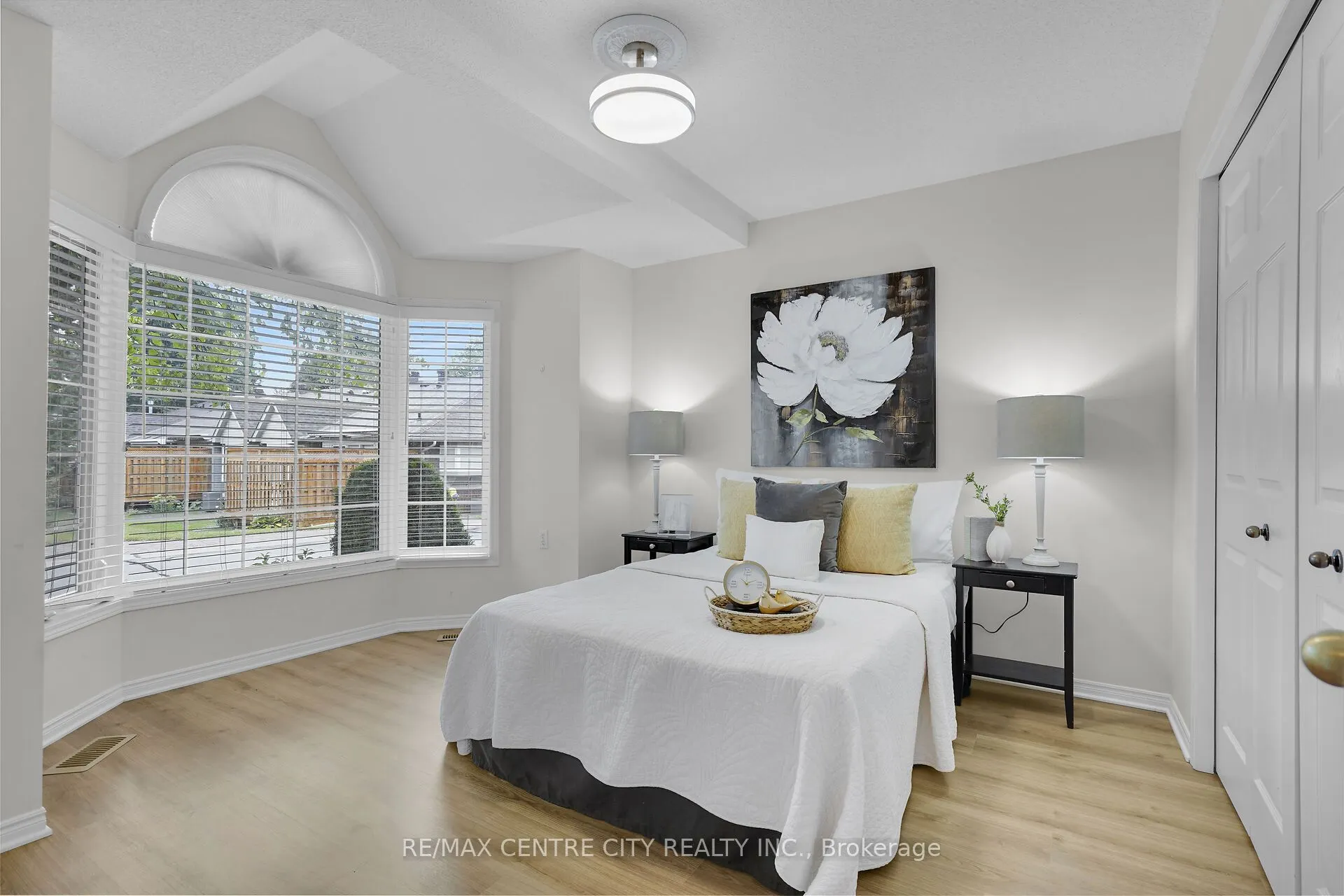 875 Thistledown Way, #25