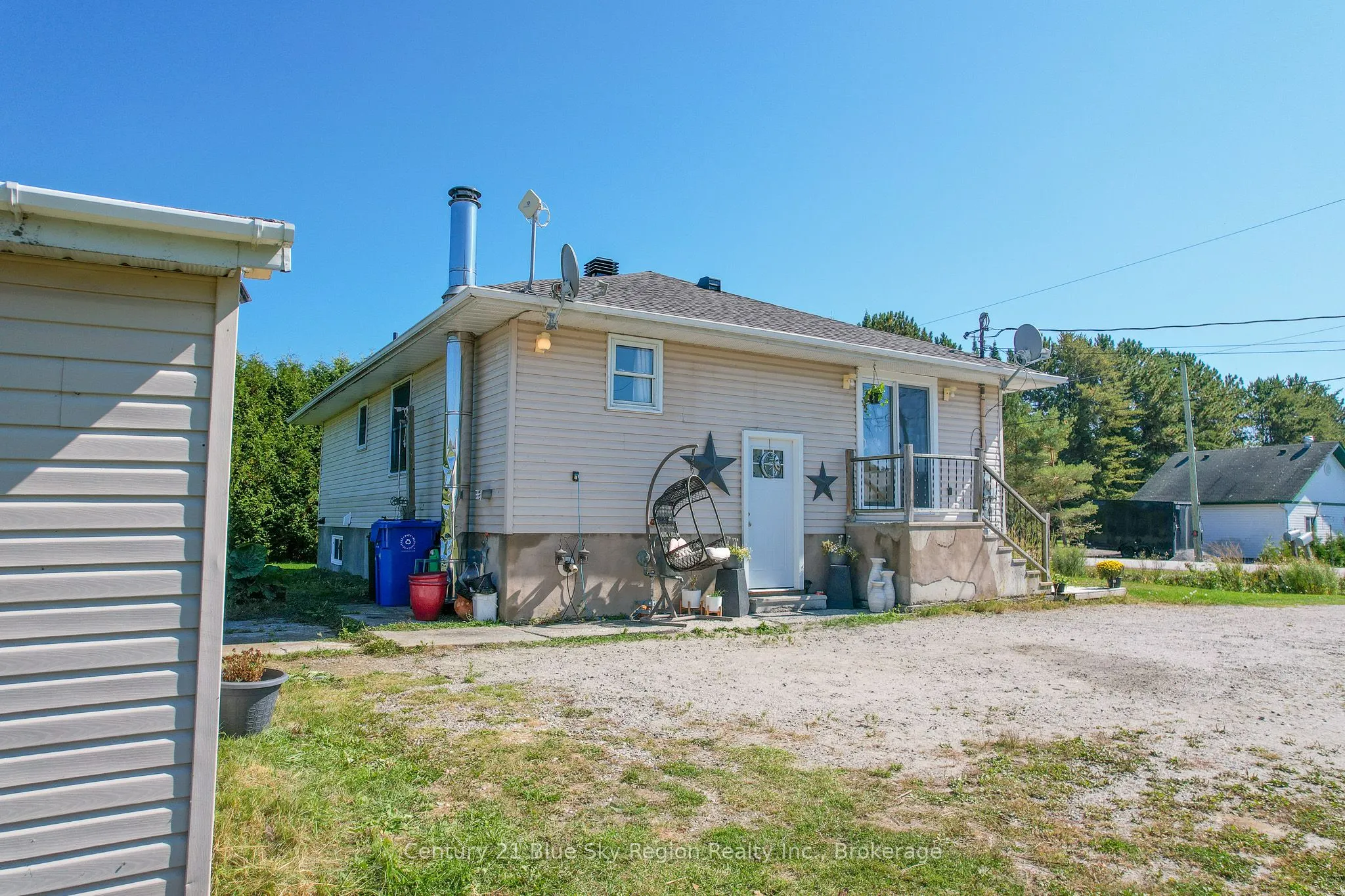 781 Lalande Road