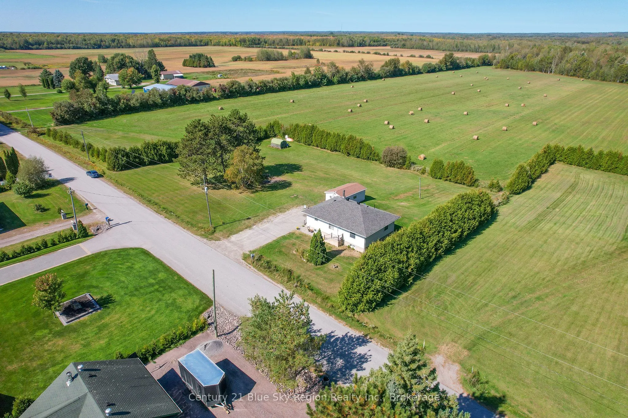 781 Lalande Road