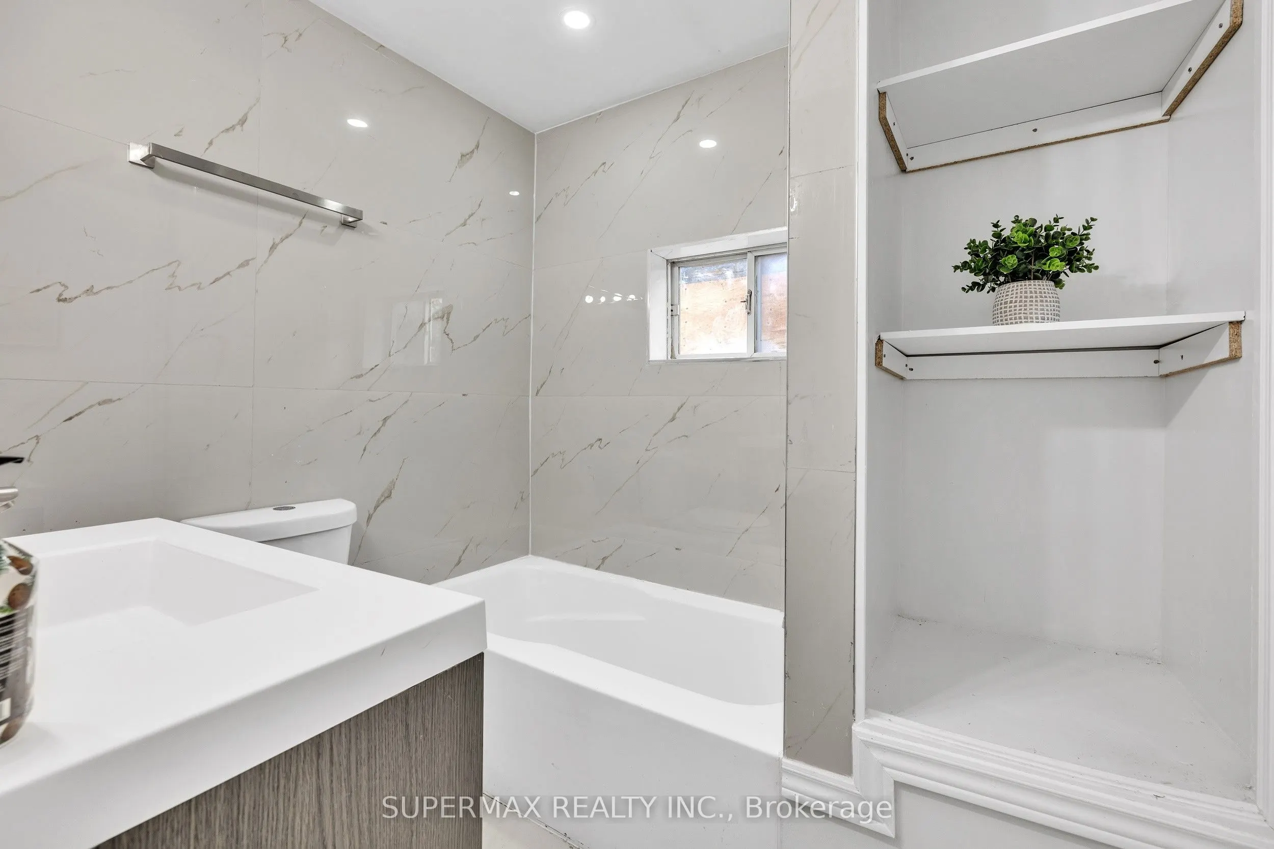 156 Brisbin Street