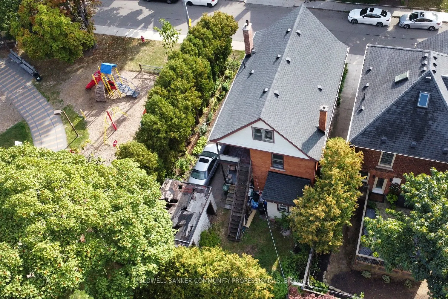 14 Spruceside Avenue