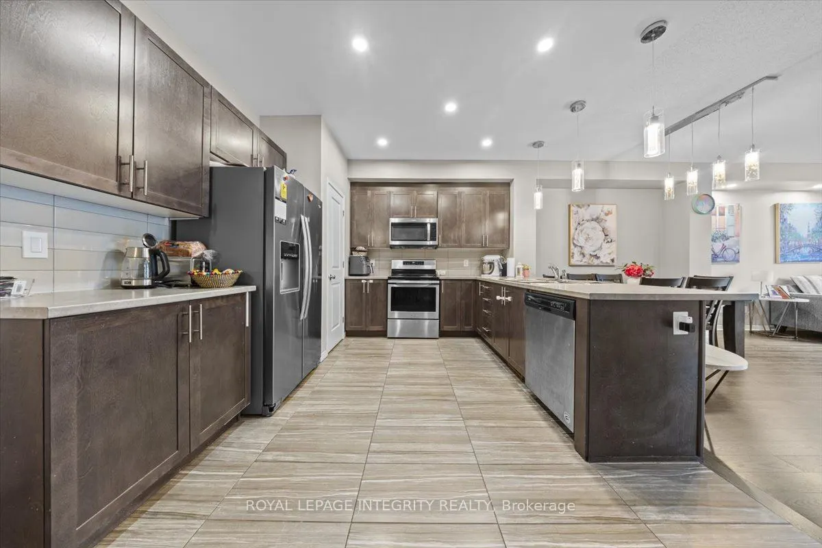 14 Hackney Private