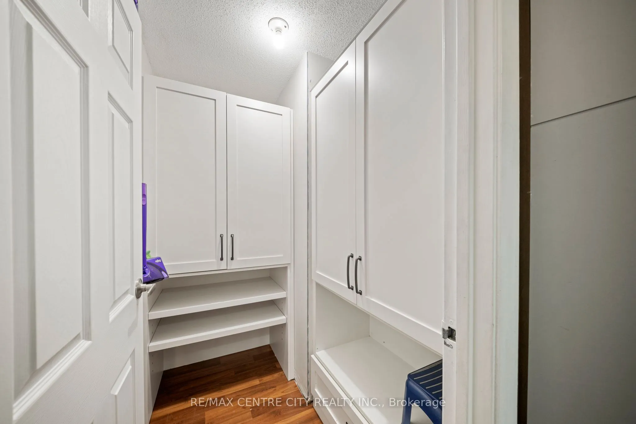 9 Jacksway Crescent, #202