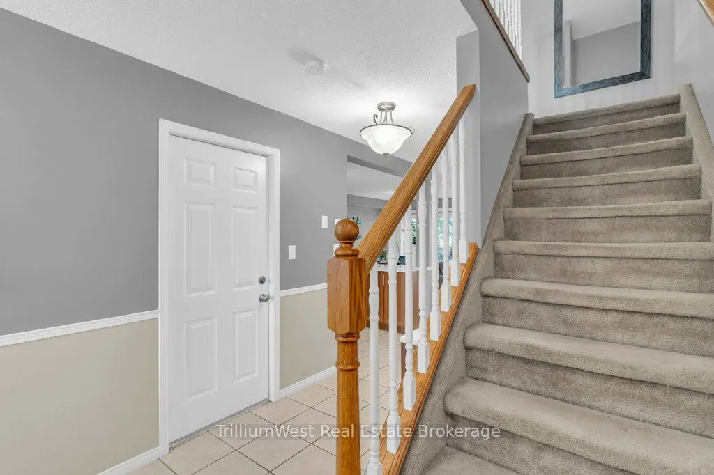 84 Westmeadow Drive, #9