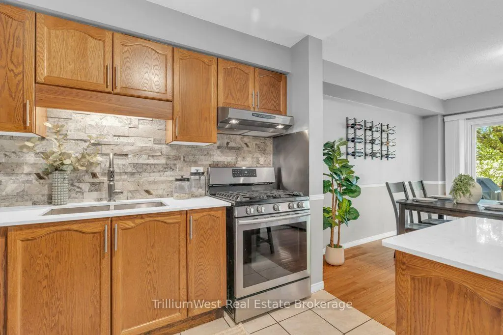 84 Westmeadow Drive, #9