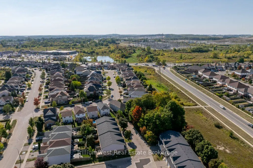 84 Westmeadow Drive, #9