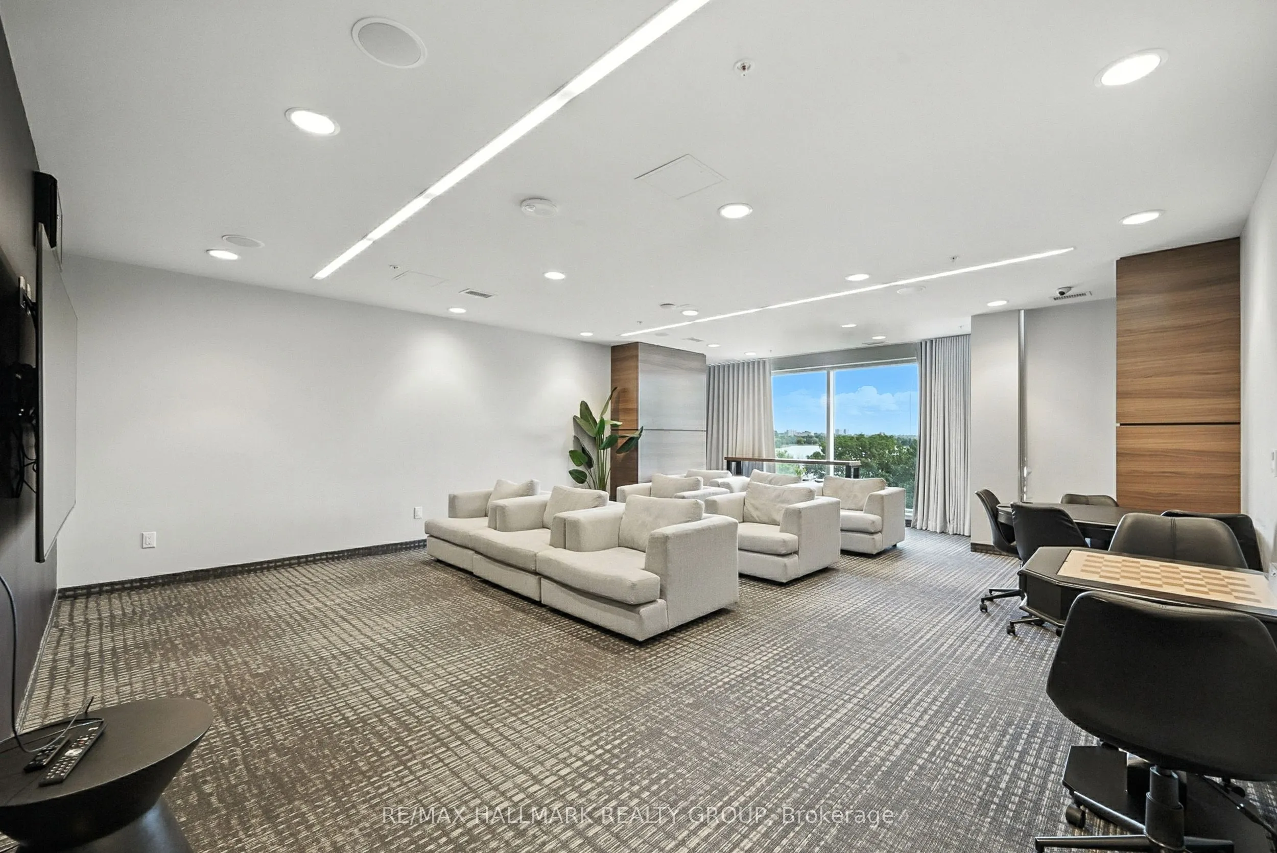 805 Carling Avenue, #3407