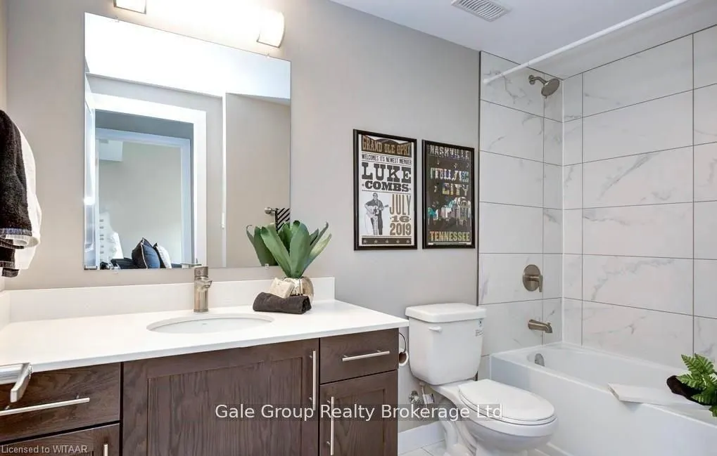 439 Athlone Avenue, #E2