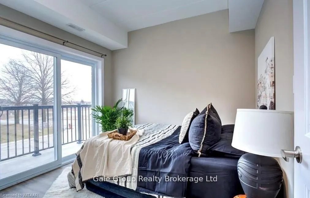 439 Athlone Avenue, #E2