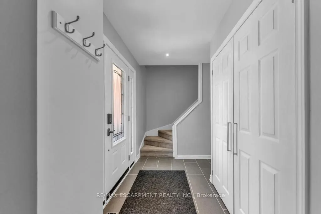 14 Greening Avenue