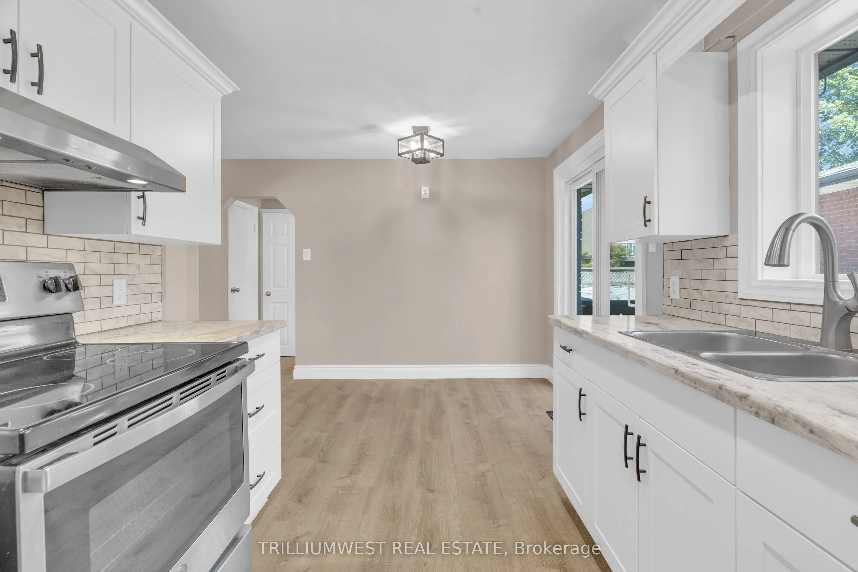 301 Franklin Street N, #A