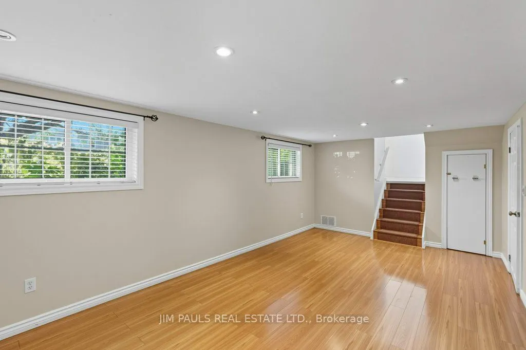 207 Spring Trail