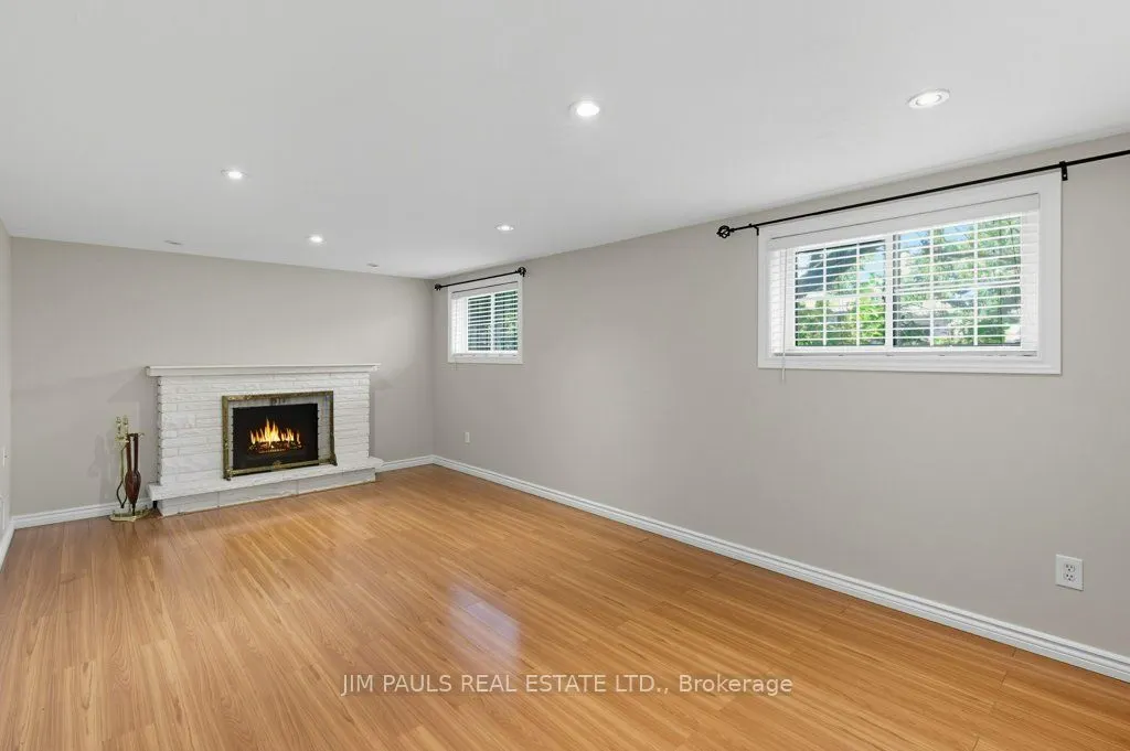 207 Spring Trail