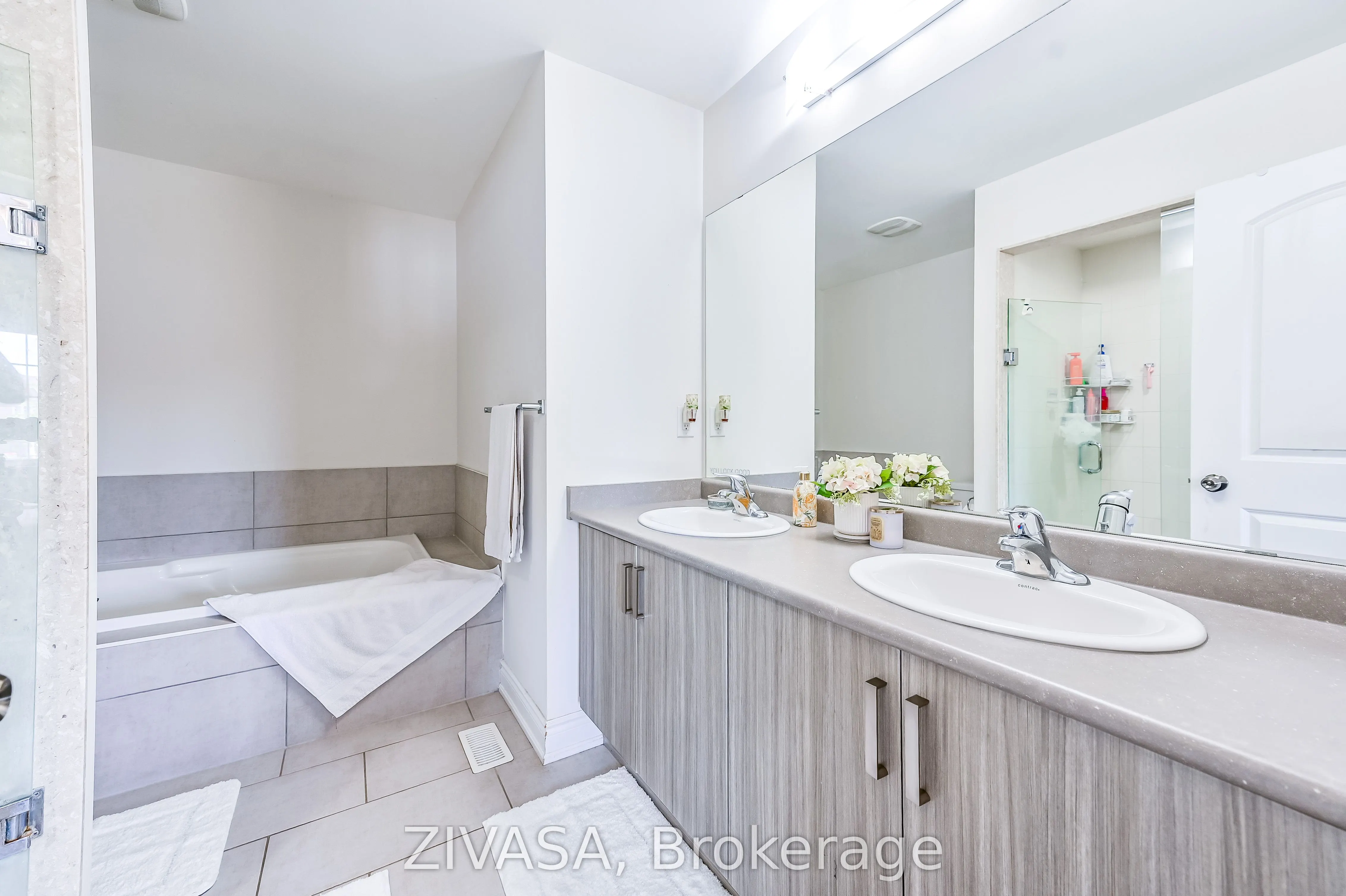 74 Sinden Road