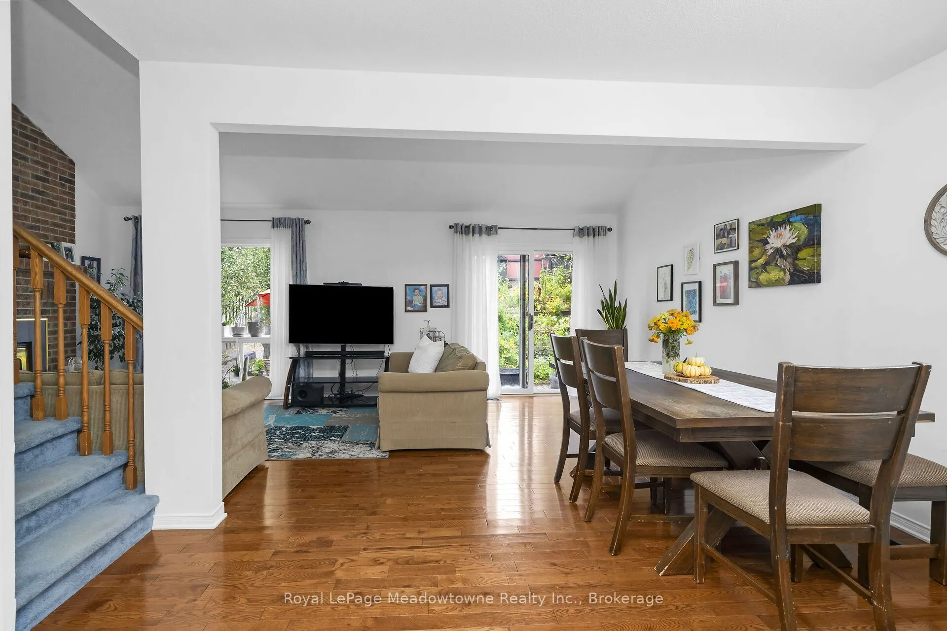 11 Valeriote Place