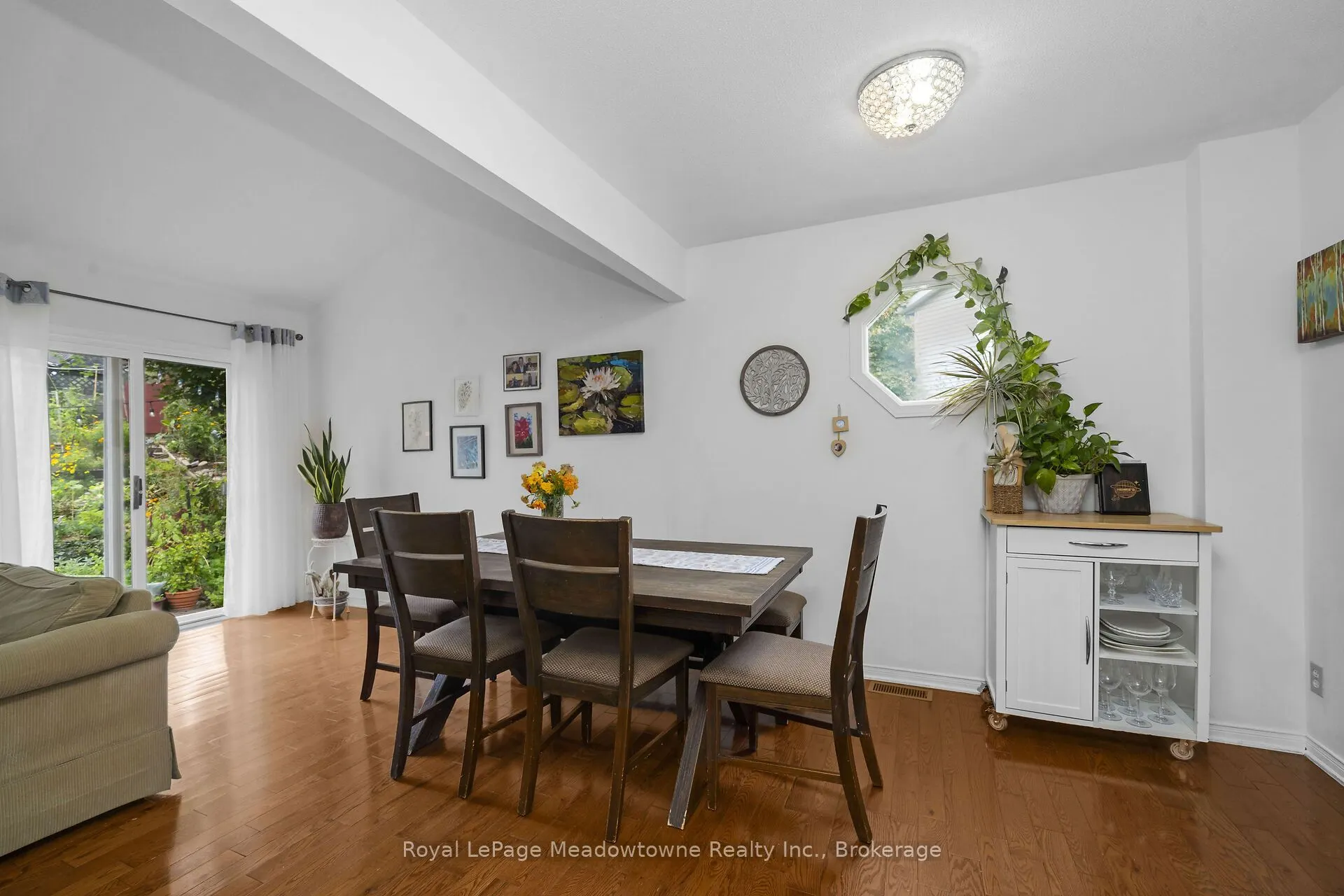 11 Valeriote Place