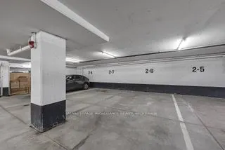 121 Queen Street, #709