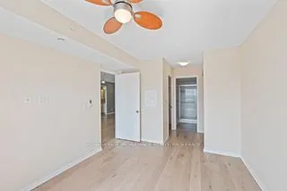 121 Queen Street, #709