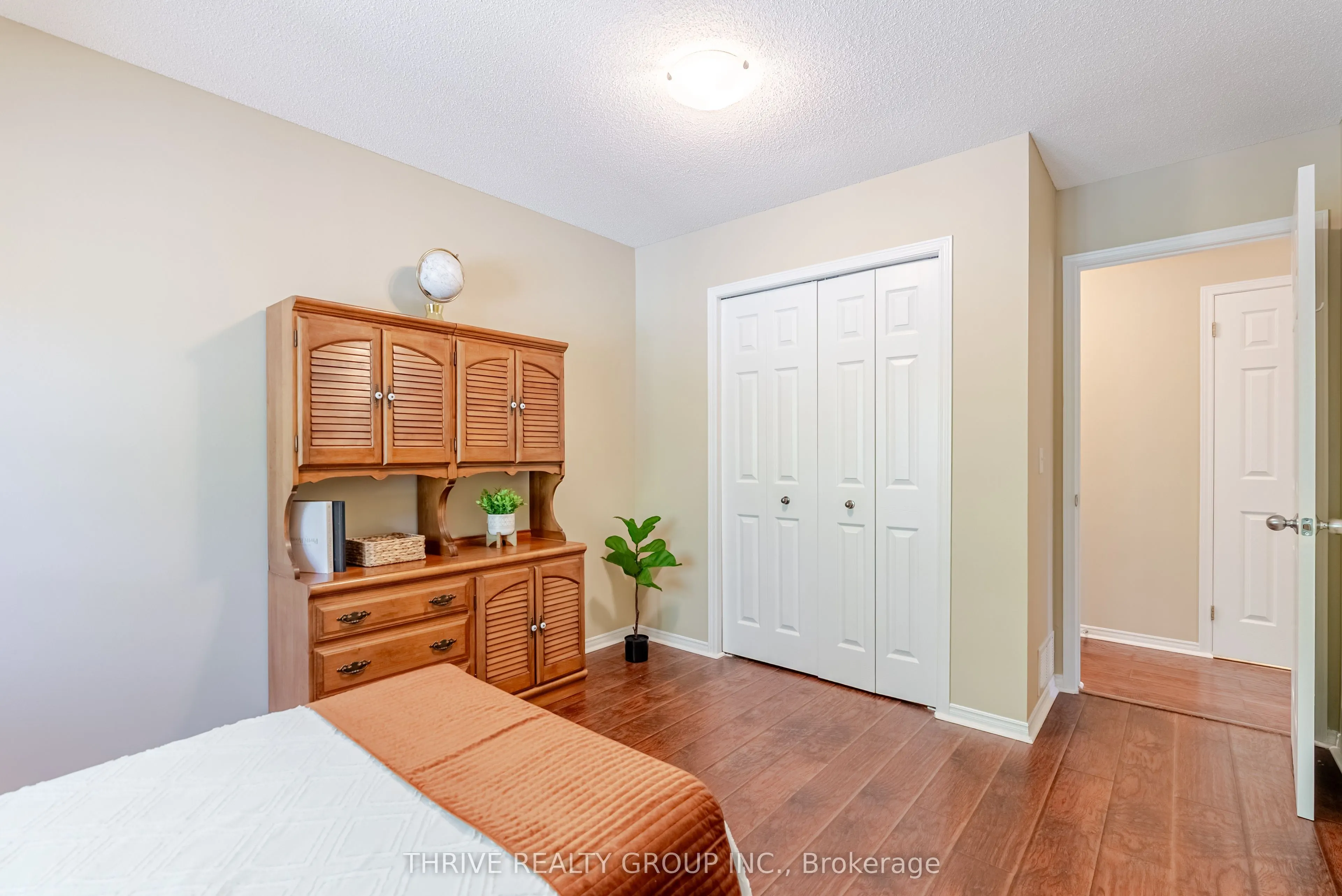 875 Thistledown Way, #15