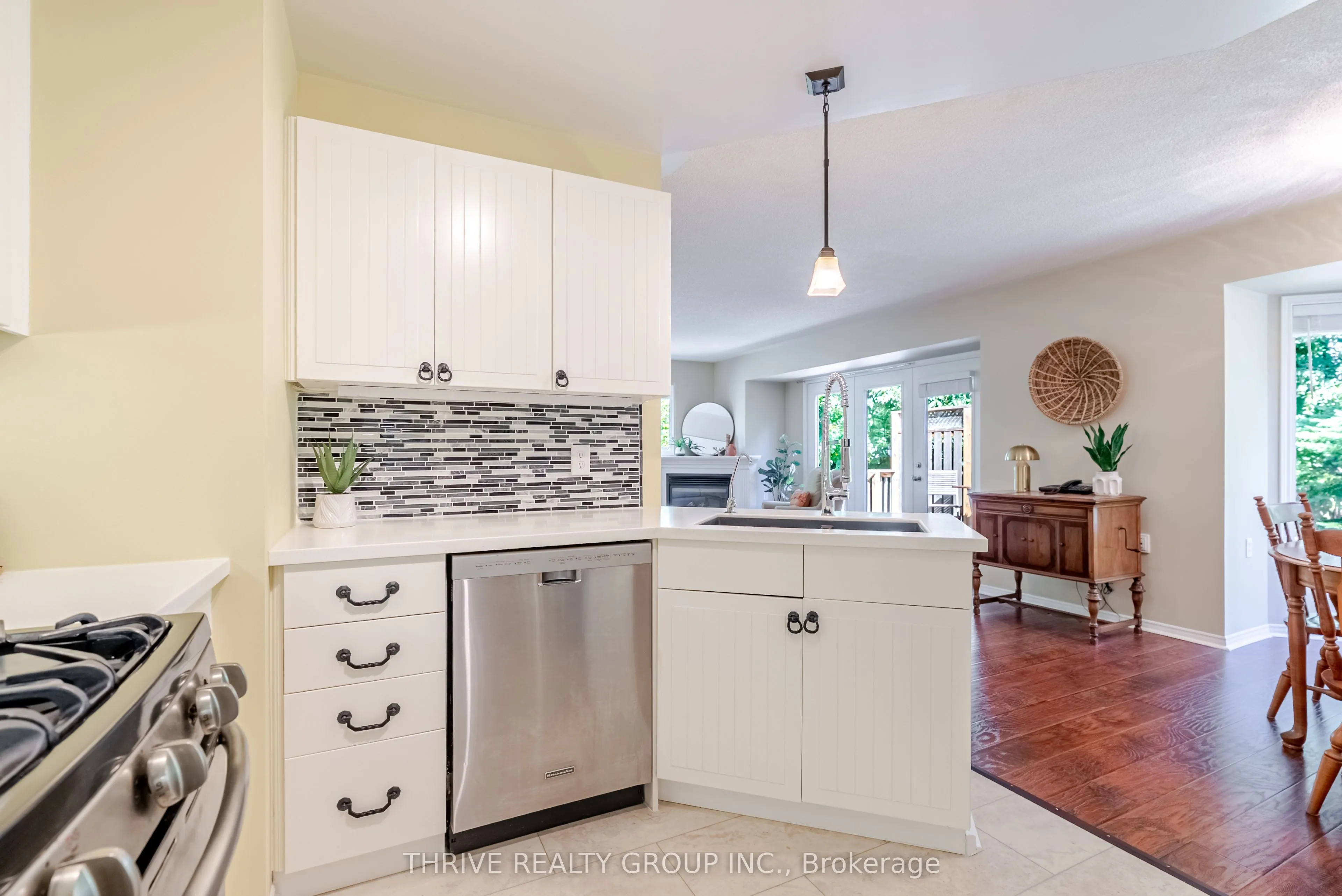 875 Thistledown Way, #15