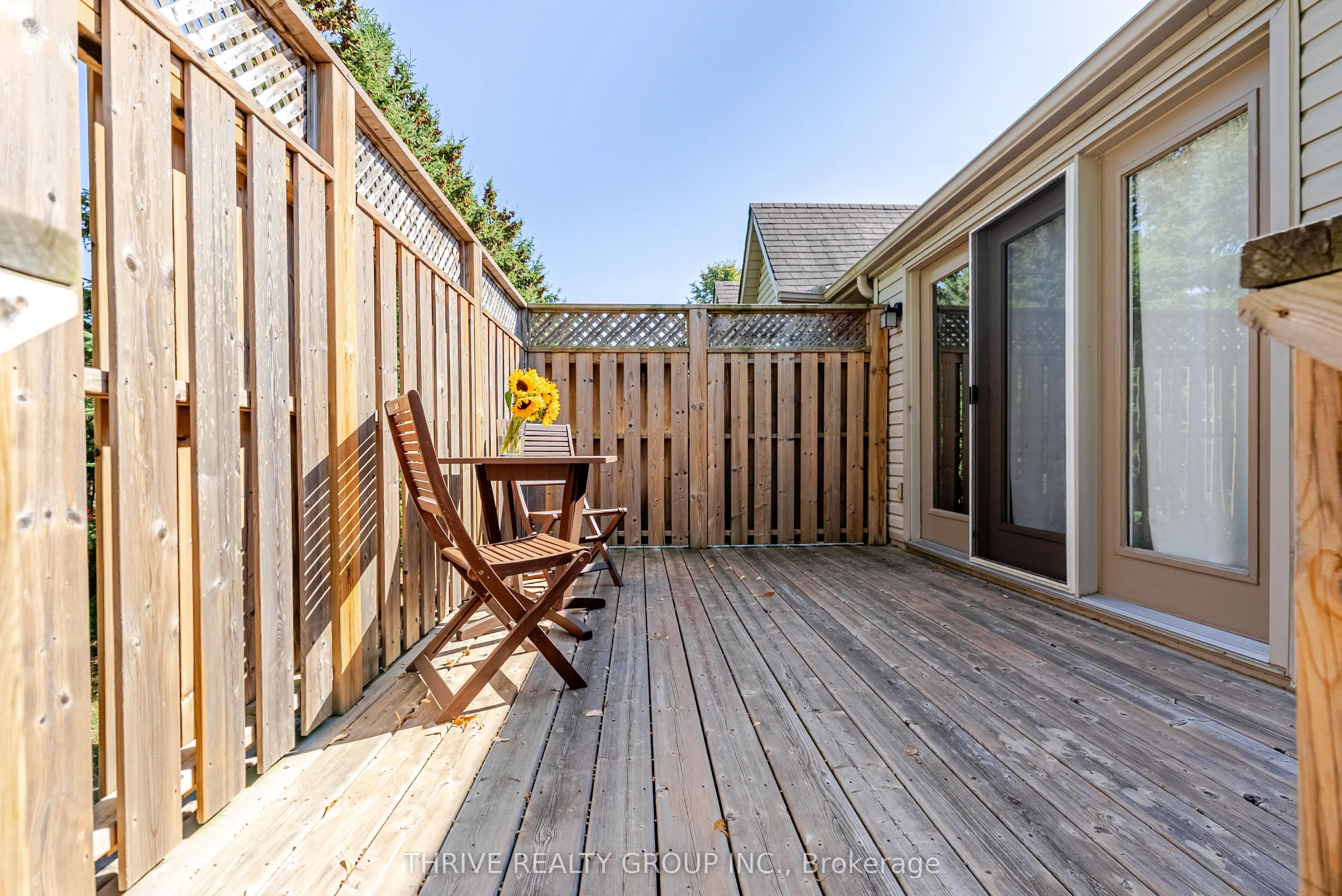875 Thistledown Way, #15