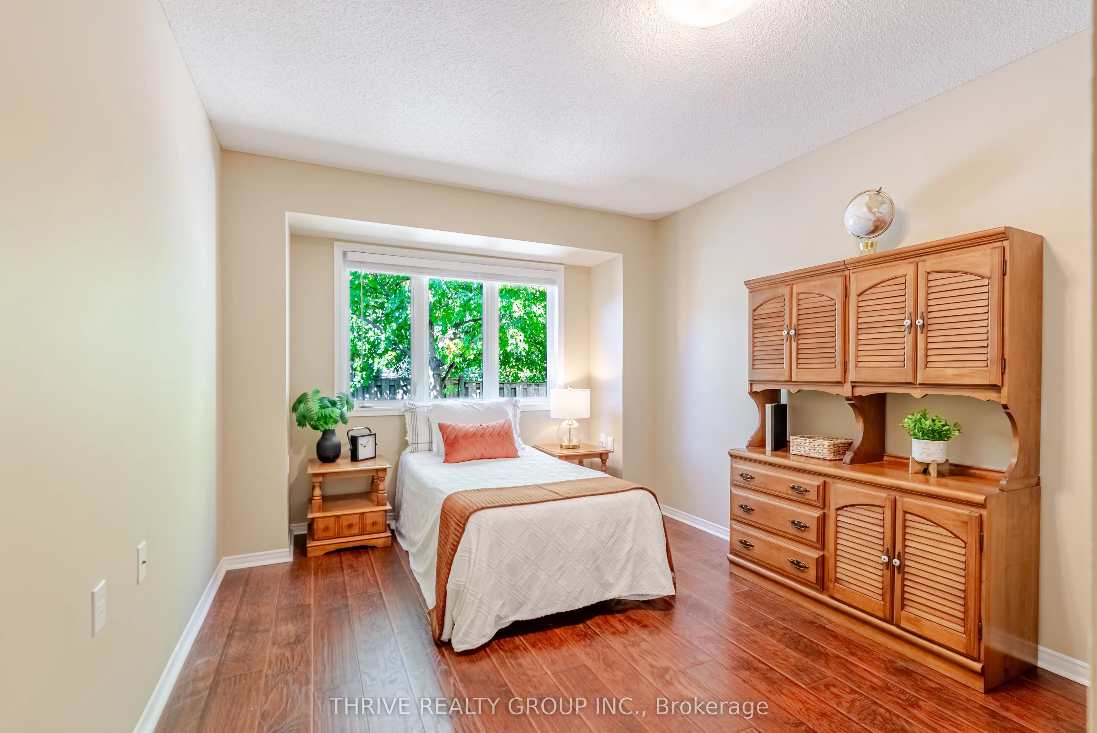 875 Thistledown Way, #15